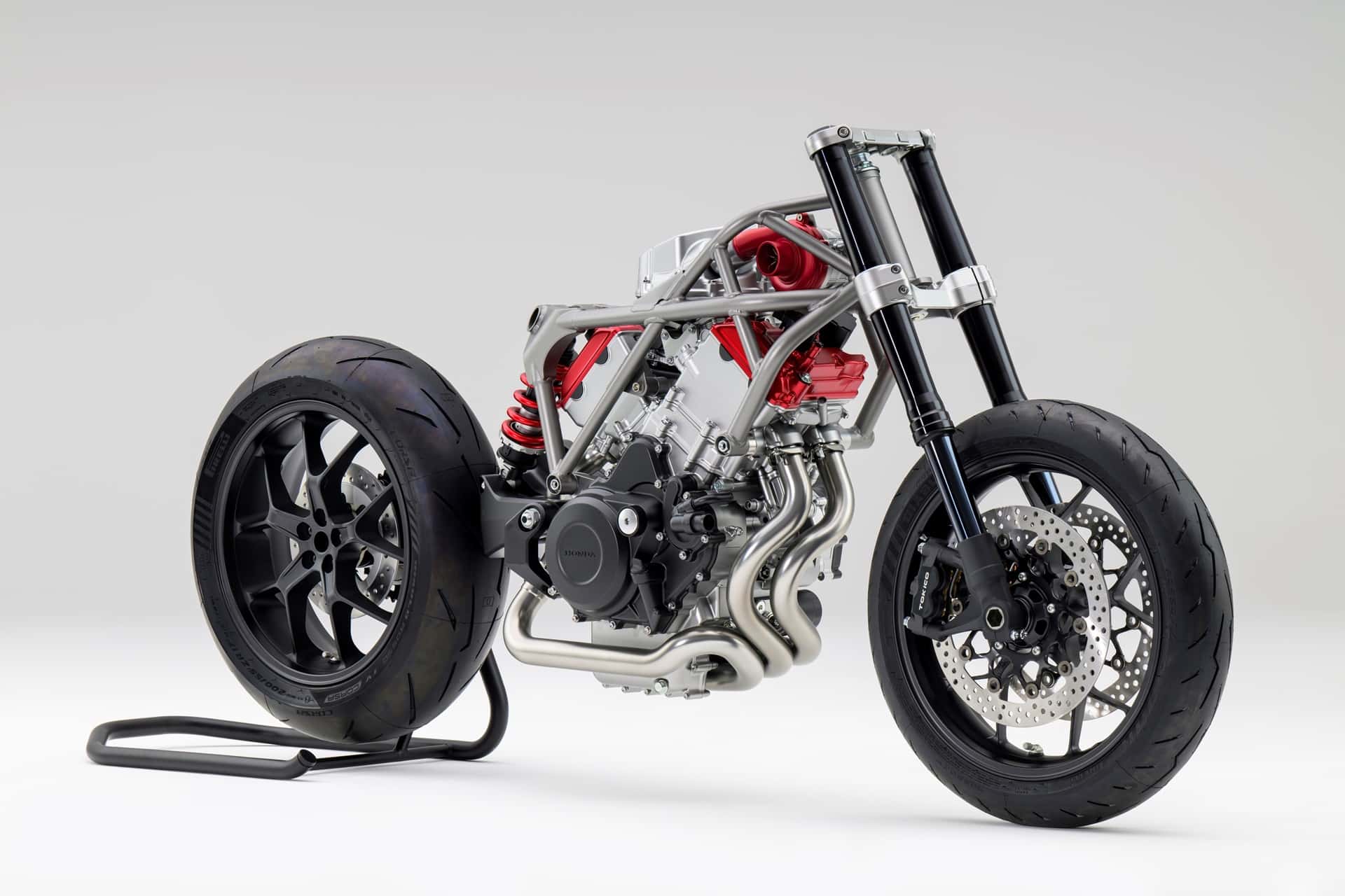 Honda despliega todo su poder tecnológico: motor V3 y compresor eléctrico, lo nunca visto