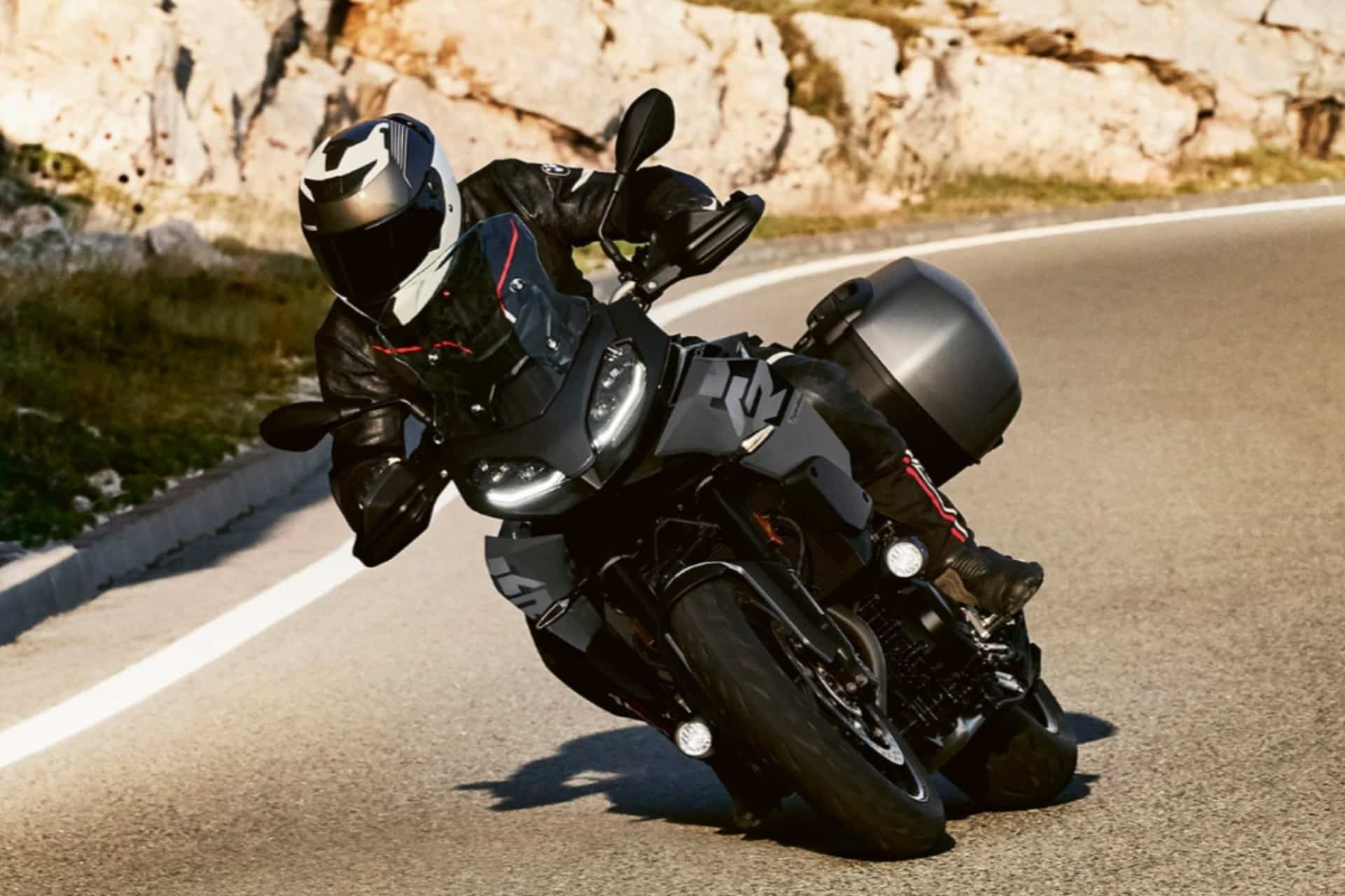 BMW F 900 R y F 900 XR 2025