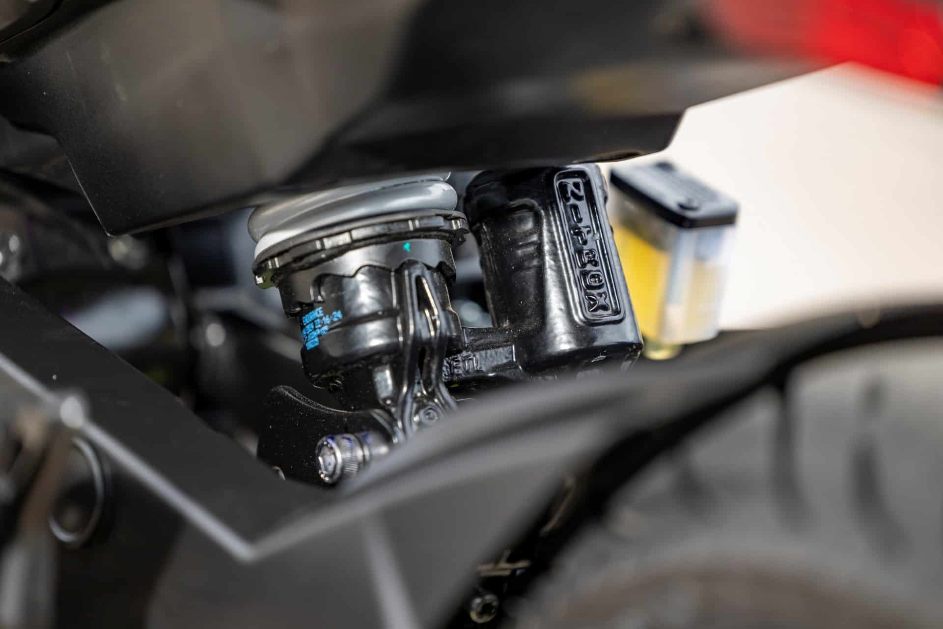 Bajaj Dominar 400 2025
