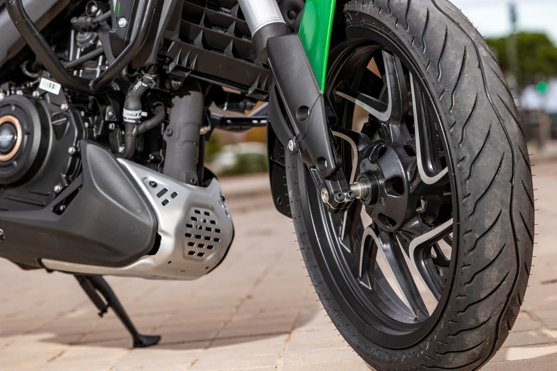 Bajaj Dominar 400 2025