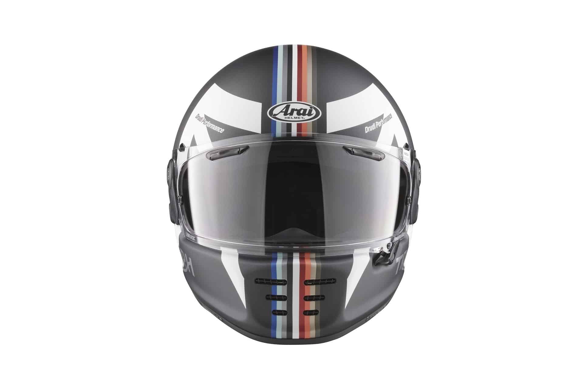 Triumph Motorcycles y Arai se asocian para ofrecer una nueva gama de cascos de alta gama