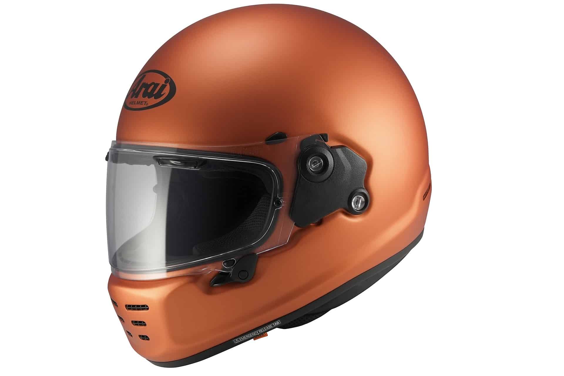 La nueva gama de cascos Arai, y novedosos diseños, se exhiben en EICMA 2024