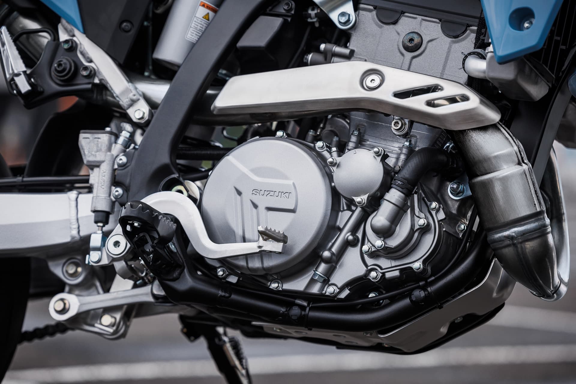 Las nuevas Suzuki DR-Z4S y DR-Z4SM han sido presentadas oficialmente en EICMA 2024