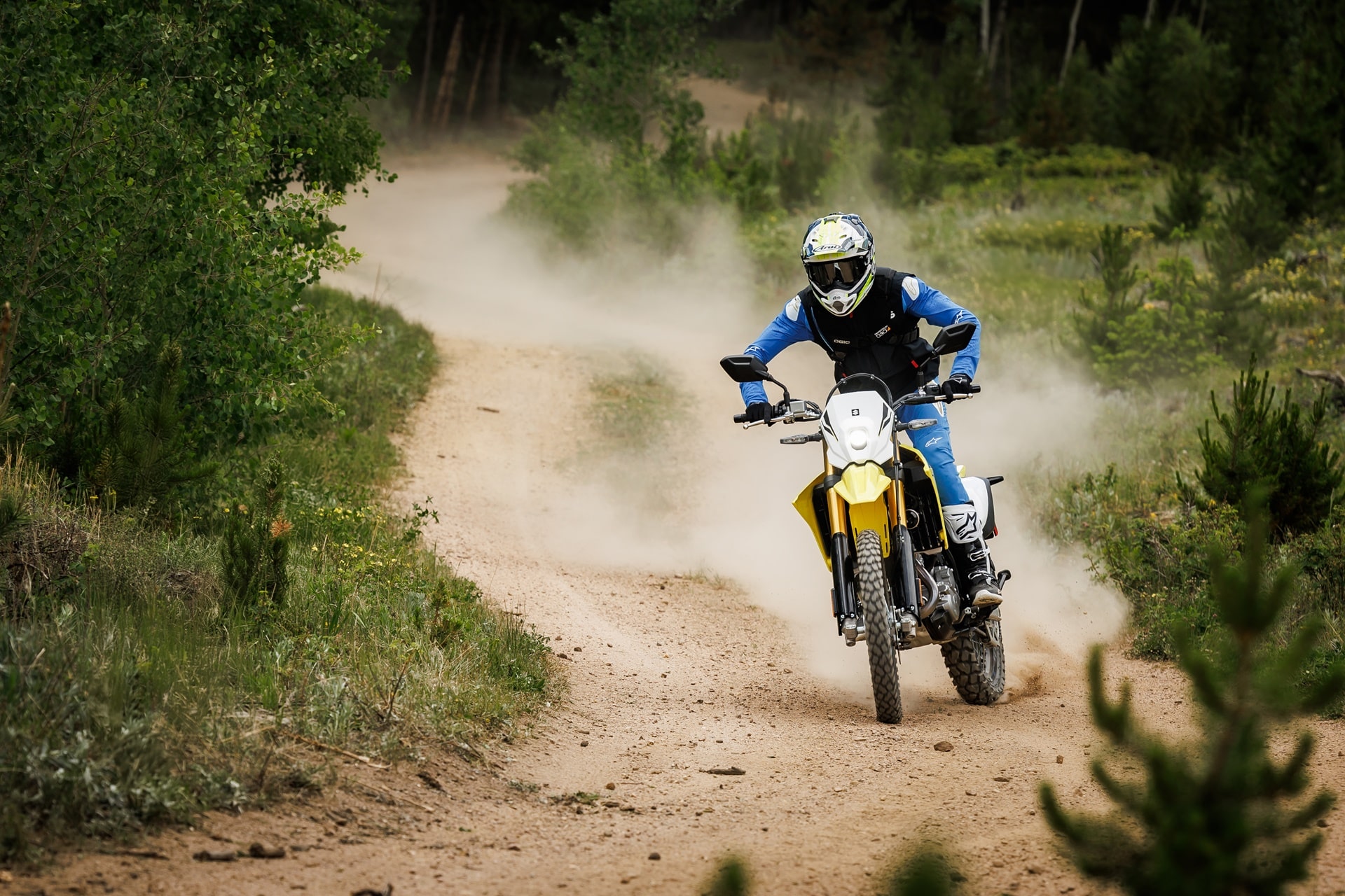 Las nuevas Suzuki DR-Z4S y DR-Z4SM han sido presentadas oficialmente en EICMA 2024