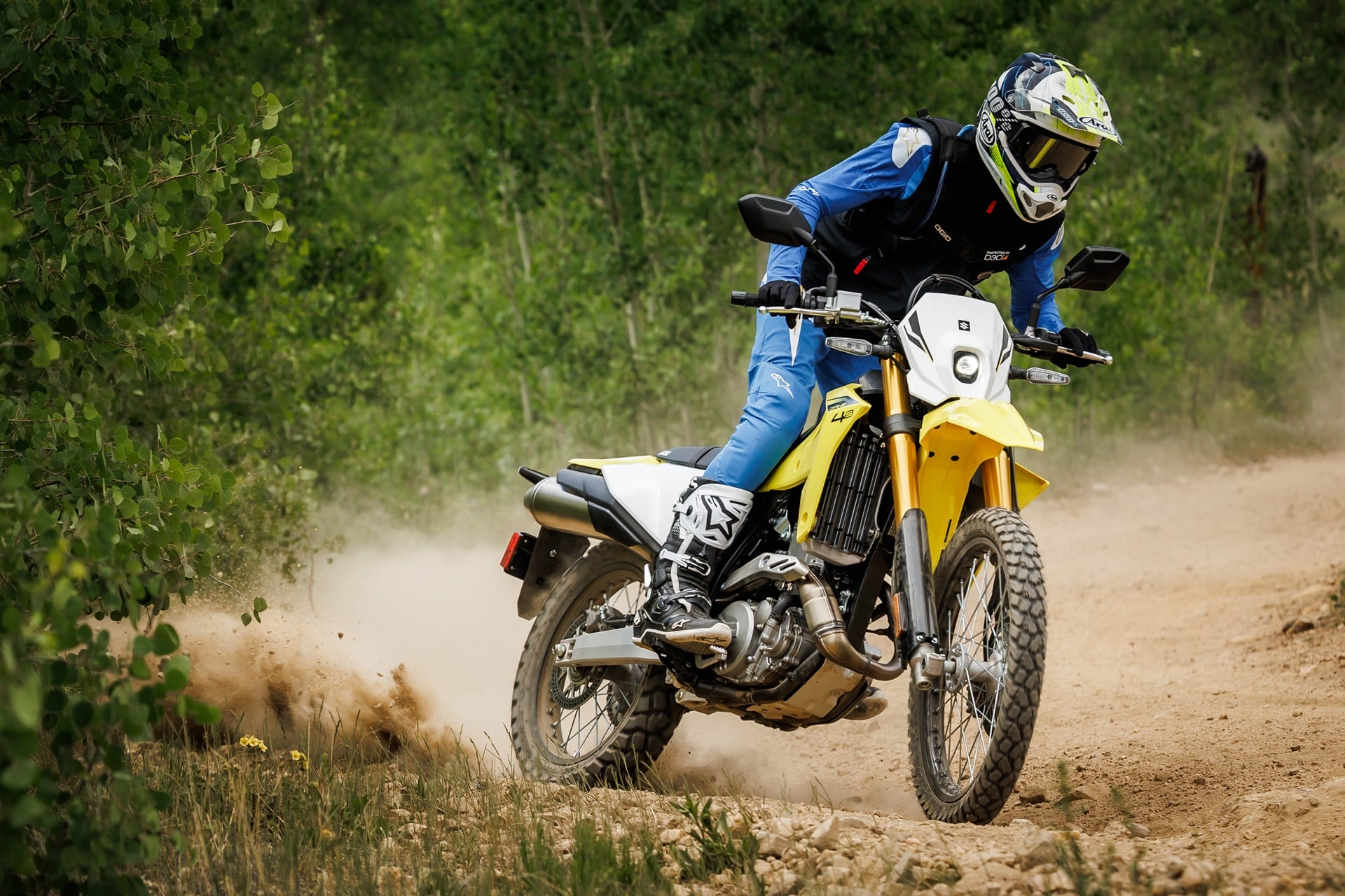 Las nuevas Suzuki DR-Z4S y DR-Z4SM han sido presentadas oficialmente en EICMA 2024