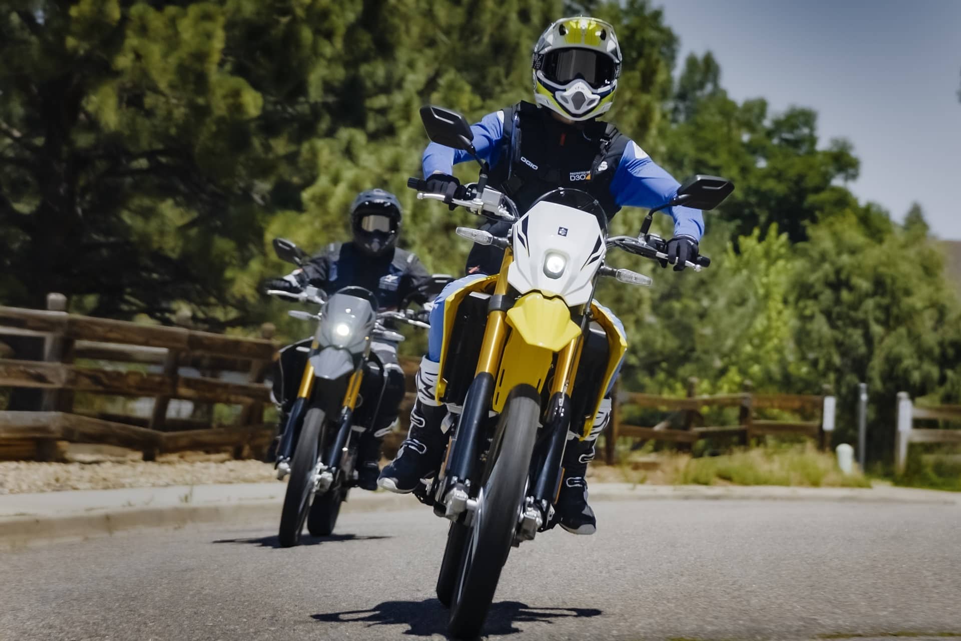 Las nuevas Suzuki DR-Z4S y DR-Z4SM han sido presentadas oficialmente en EICMA 2024