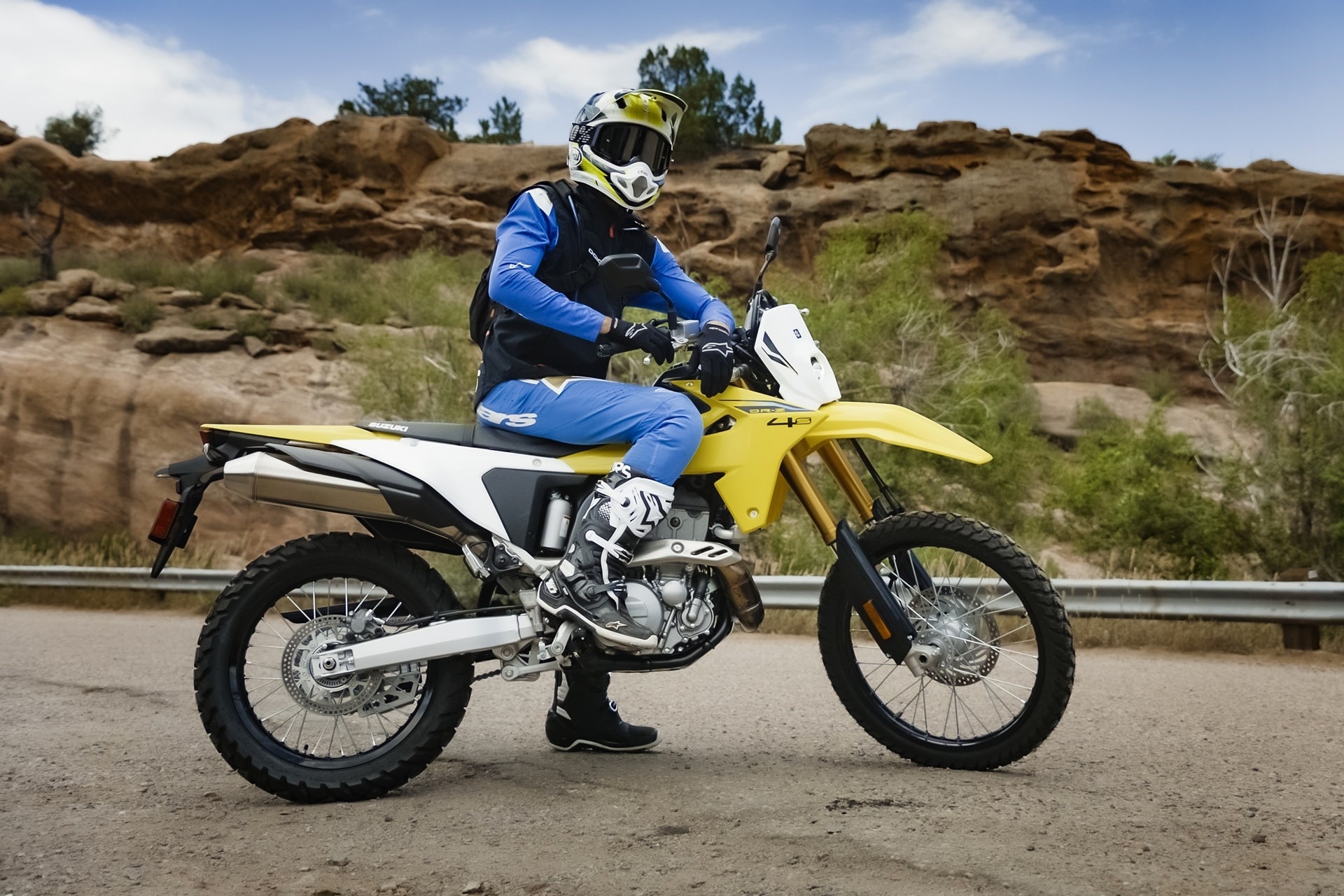 Las nuevas Suzuki DR-Z4S y DR-Z4SM han sido presentadas oficialmente en EICMA 2024