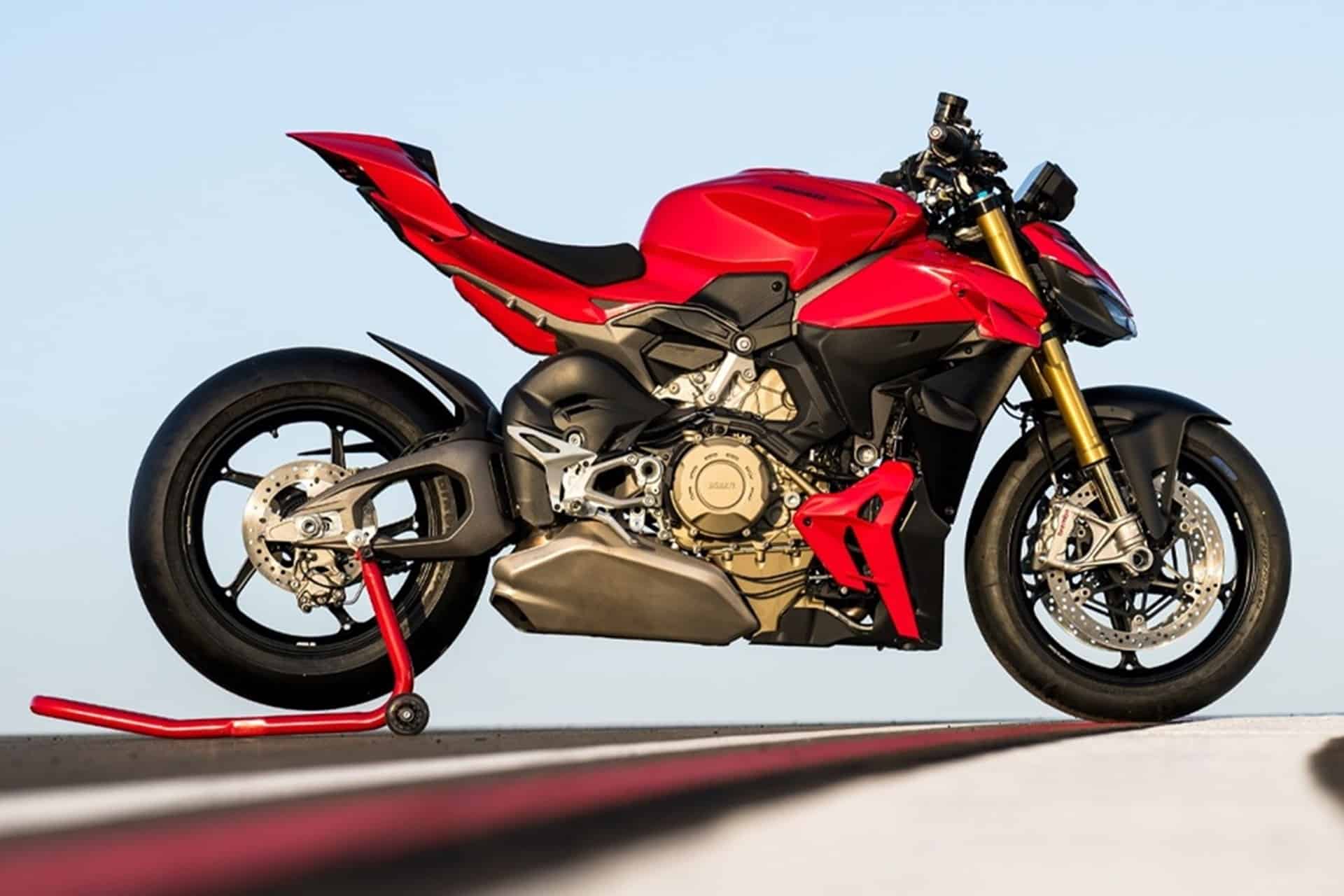 Ducati Streetfighter V4 2025