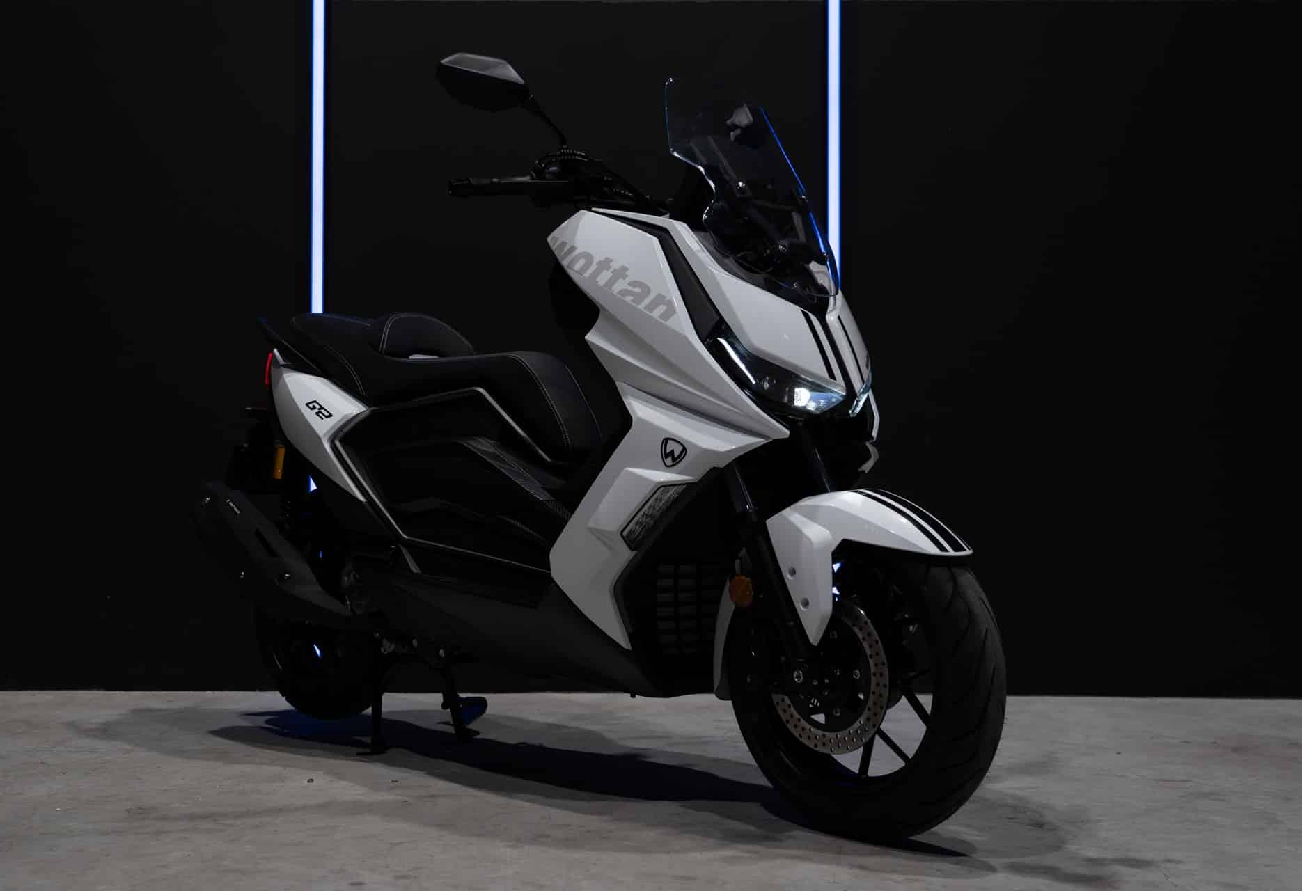 Wottan amplía su gama scooter gran turismo con los novedosos GT2 2025