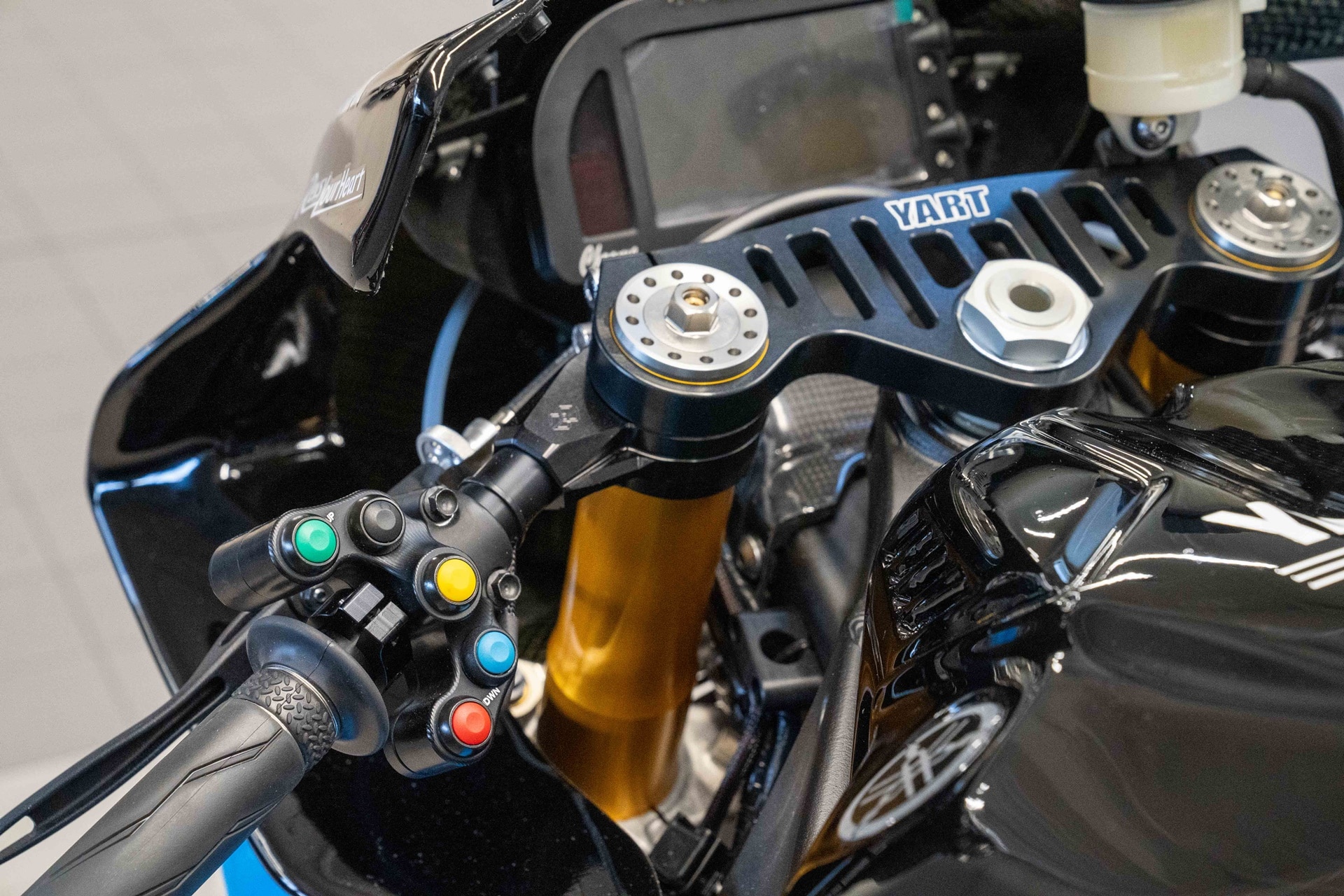 Yamaha lanza una increíble edición limitada YART Suzuka 8H 2024