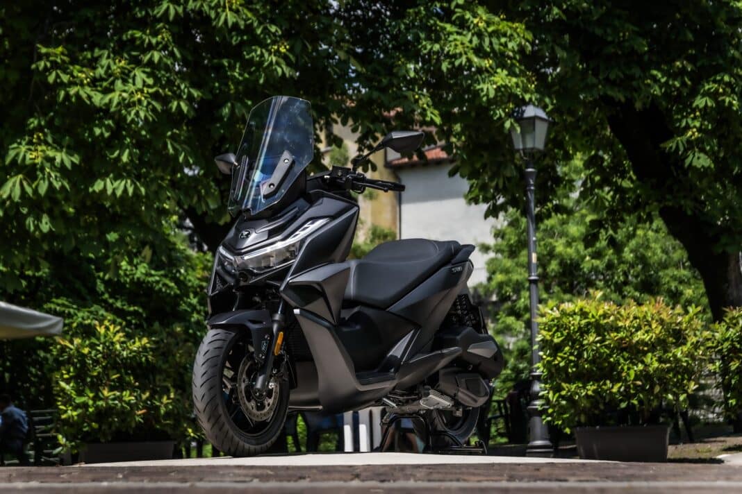 Voge amplía su gama para el próximo año con los nuevos SR16 y SR3