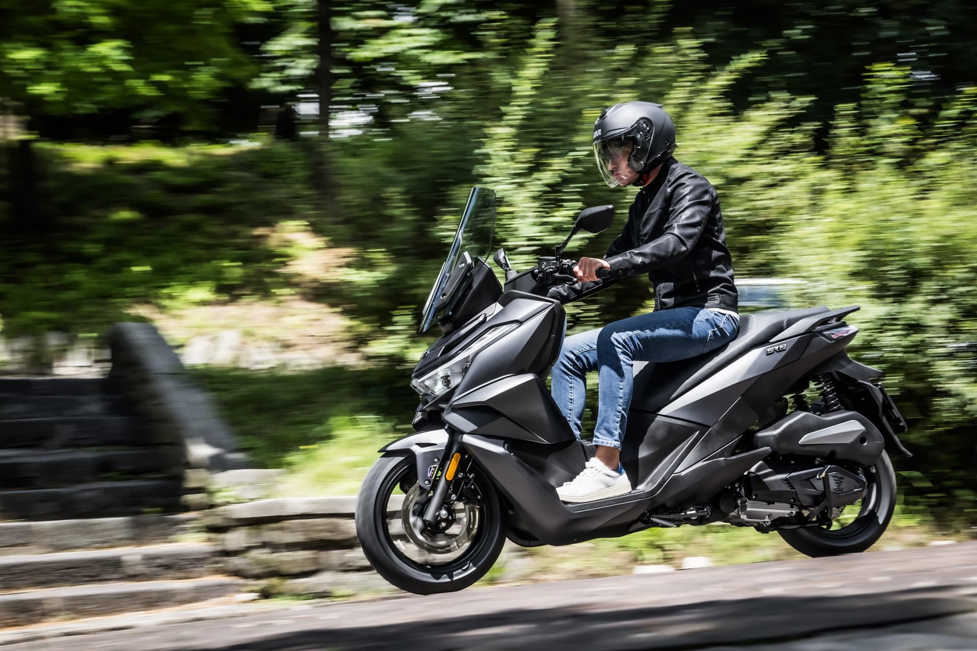 Voge amplía su gama para el próximo año con los nuevos SR16 y SR3