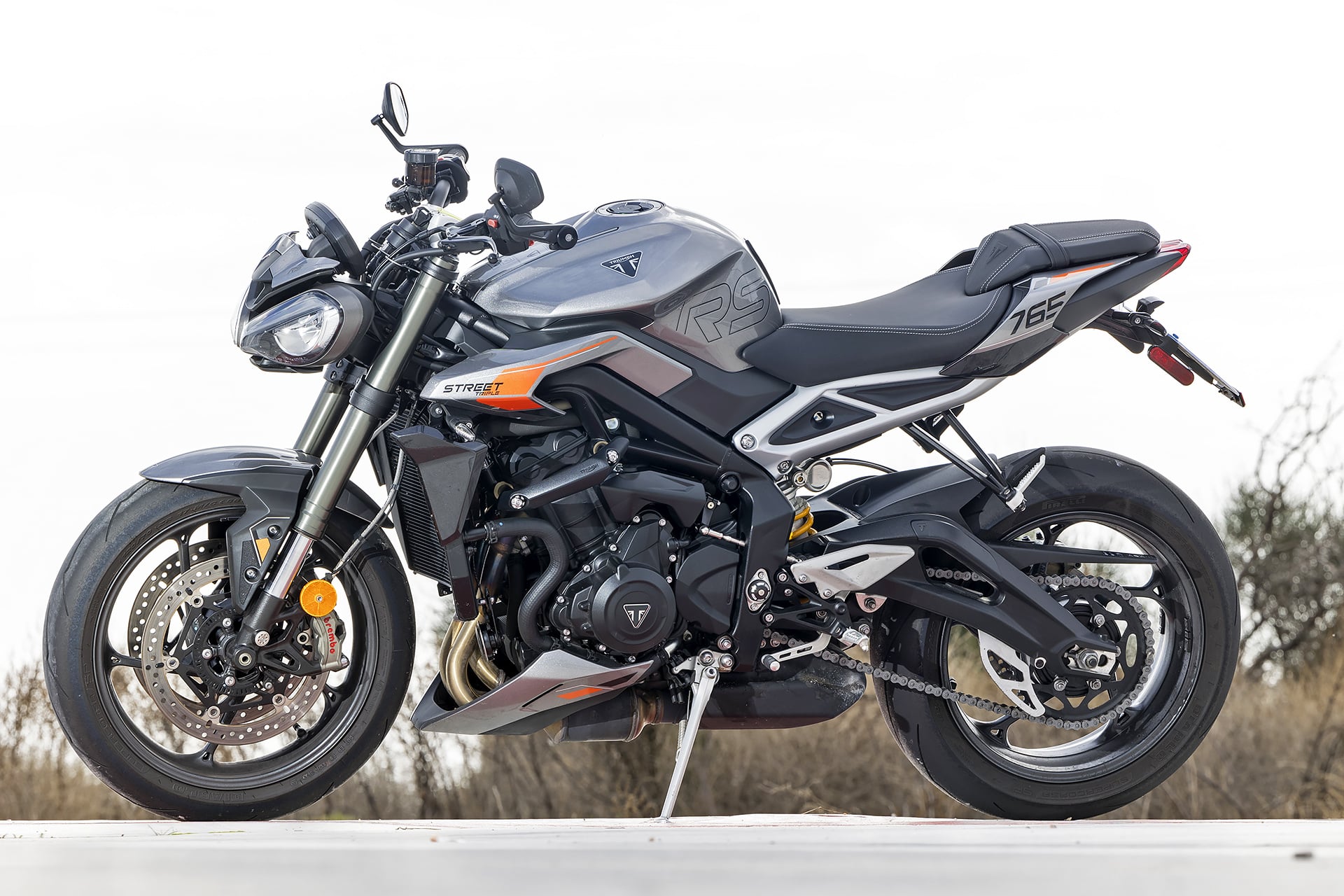 Yamaha MT-09 SP Vs Triumph Street Triple 765 RS