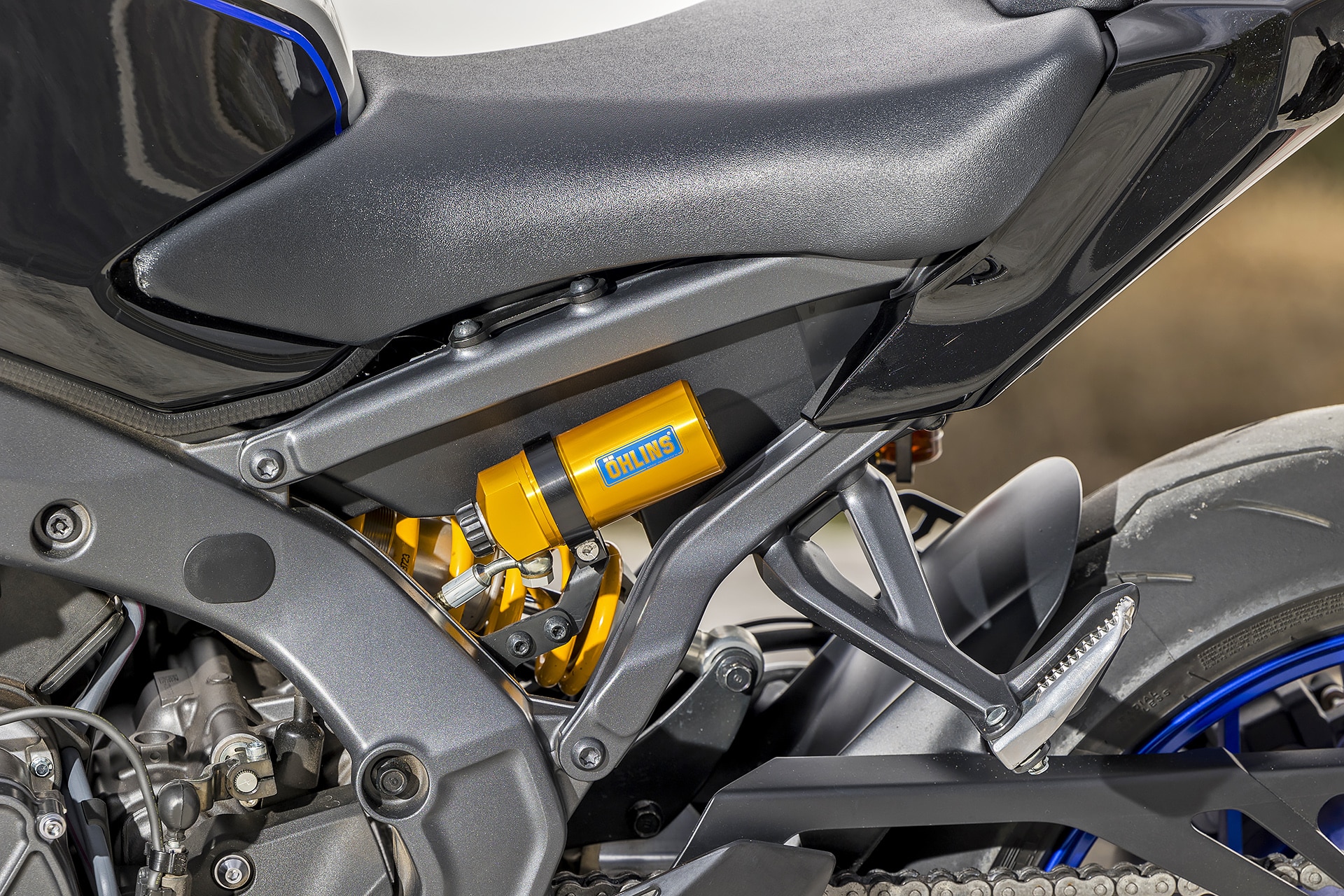 Yamaha MT-09 SP Vs Triumph Street Triple 765 RS