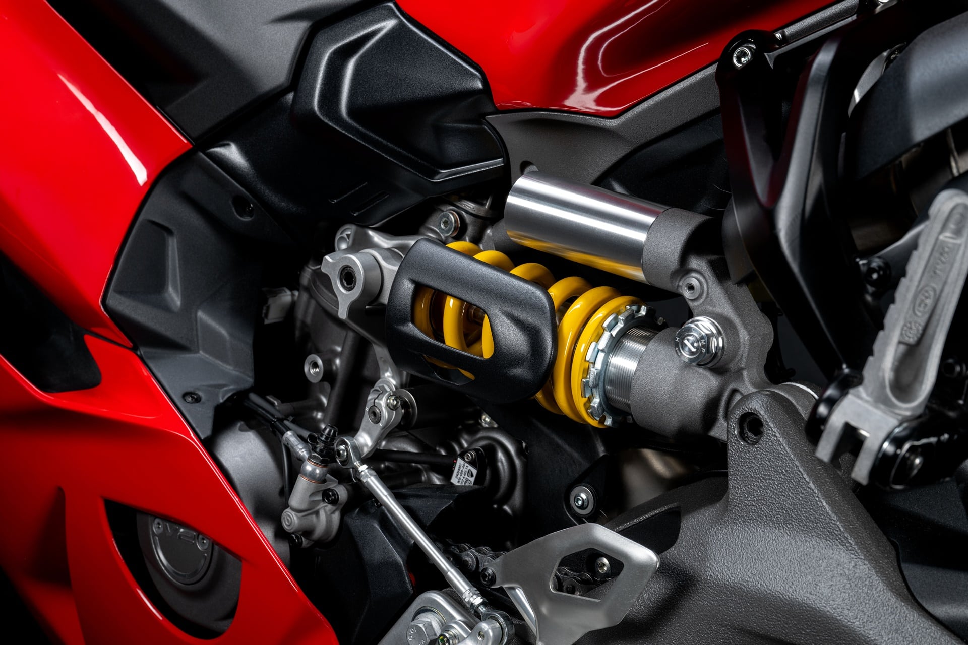 Nuevas Panigale V2 y Streetfighter V2 2025 Ducati inaugura una nueva era para sus motos bicilíndricas