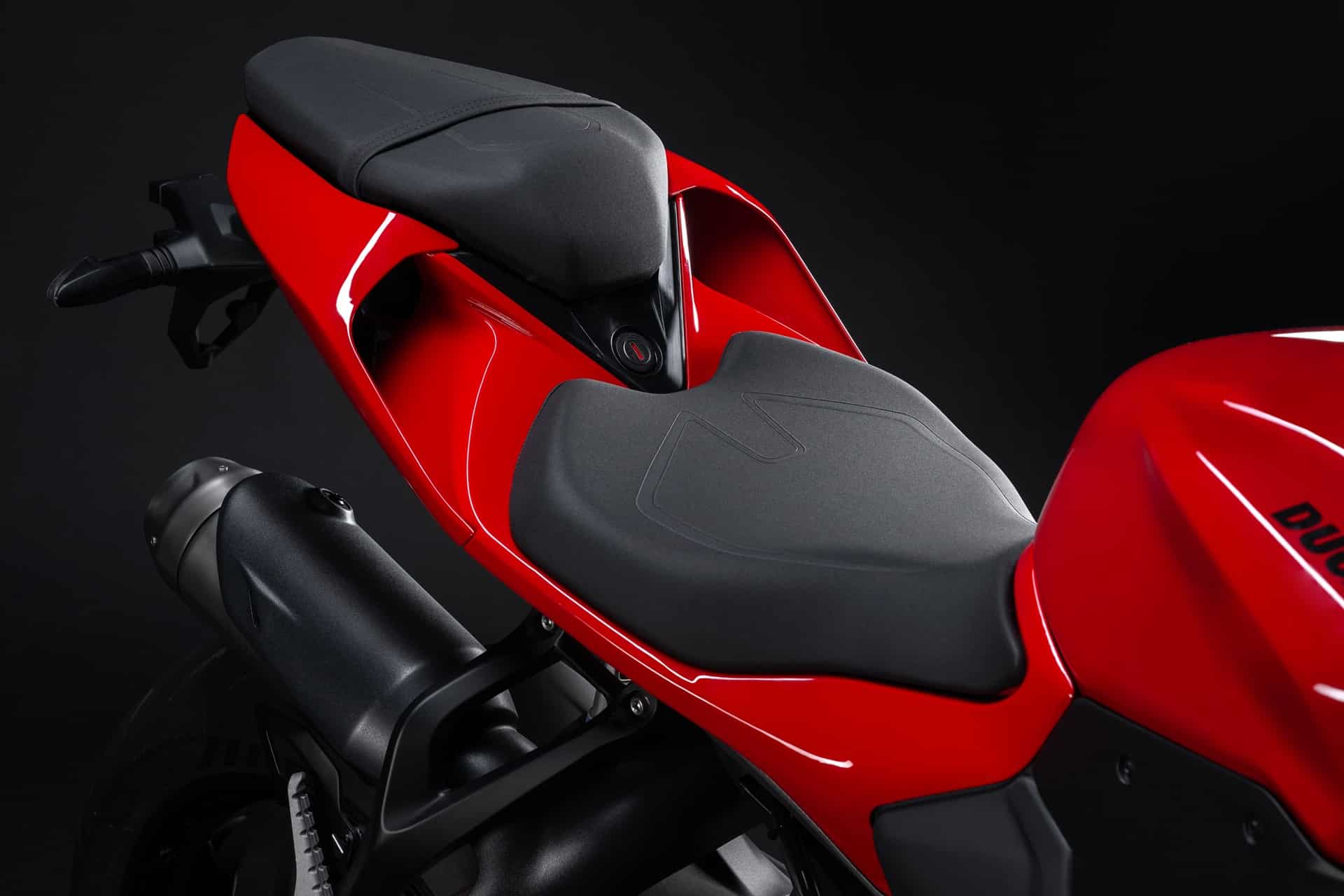 Nuevas Panigale V2 y Streetfighter V2 2025 Ducati inaugura una nueva era para sus motos bicilíndricas