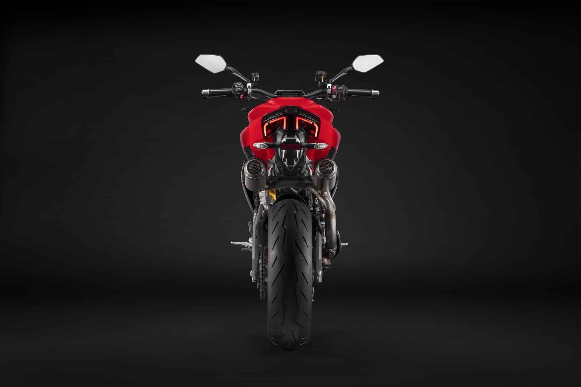 Nuevas Panigale V2 y Streetfighter V2 2025 Ducati inaugura una nueva era para sus motos bicilíndricas