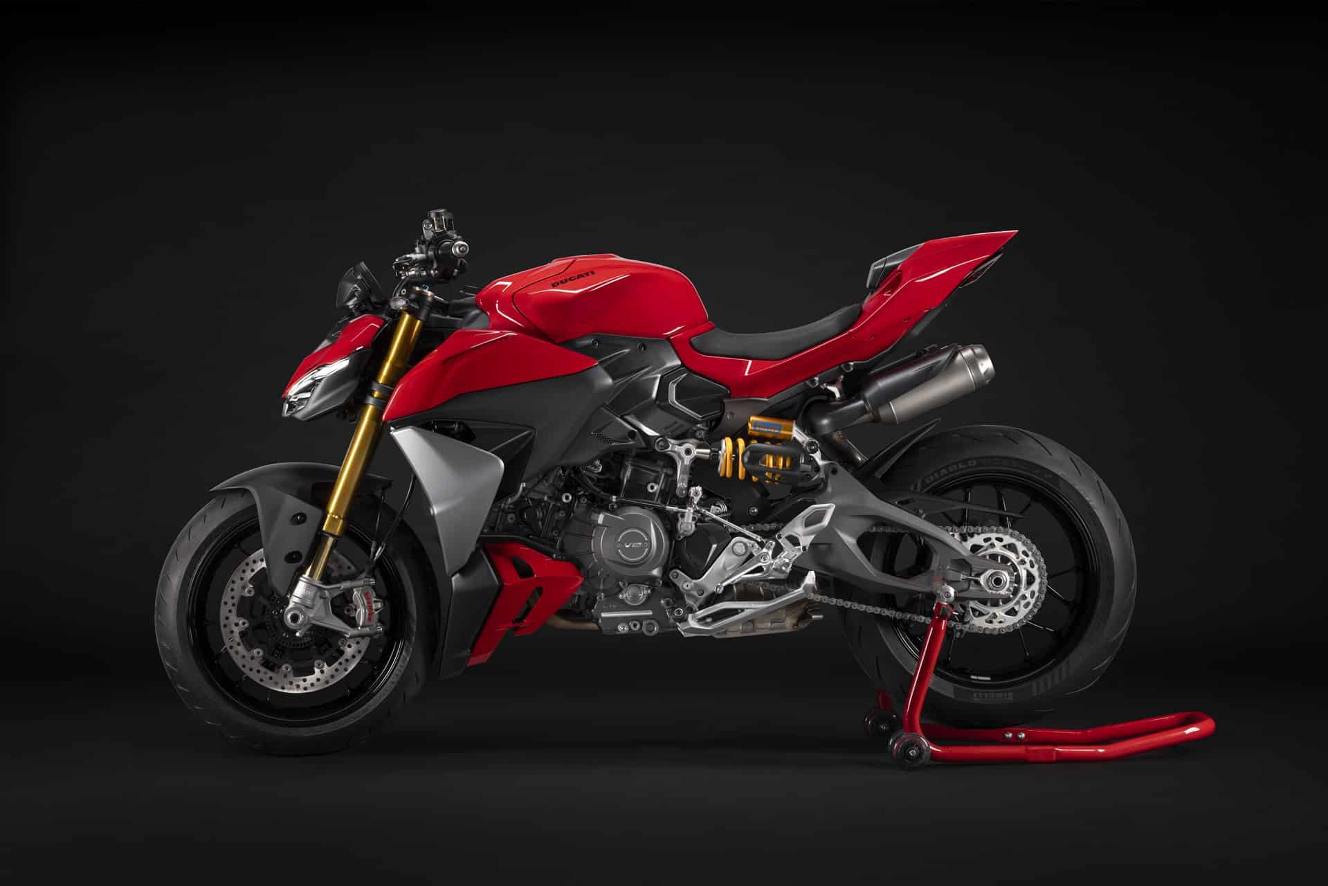 Nuevas Panigale V2 y Streetfighter V2 2025 Ducati inaugura una nueva era para sus motos bicilíndricas