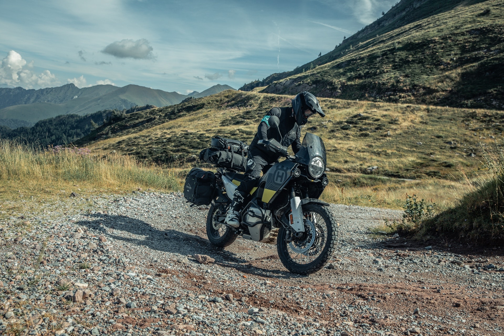 La Husqvarna Norden 901 y la gama de accesorios GIVI se fusionan para afrontar cualquier desafío