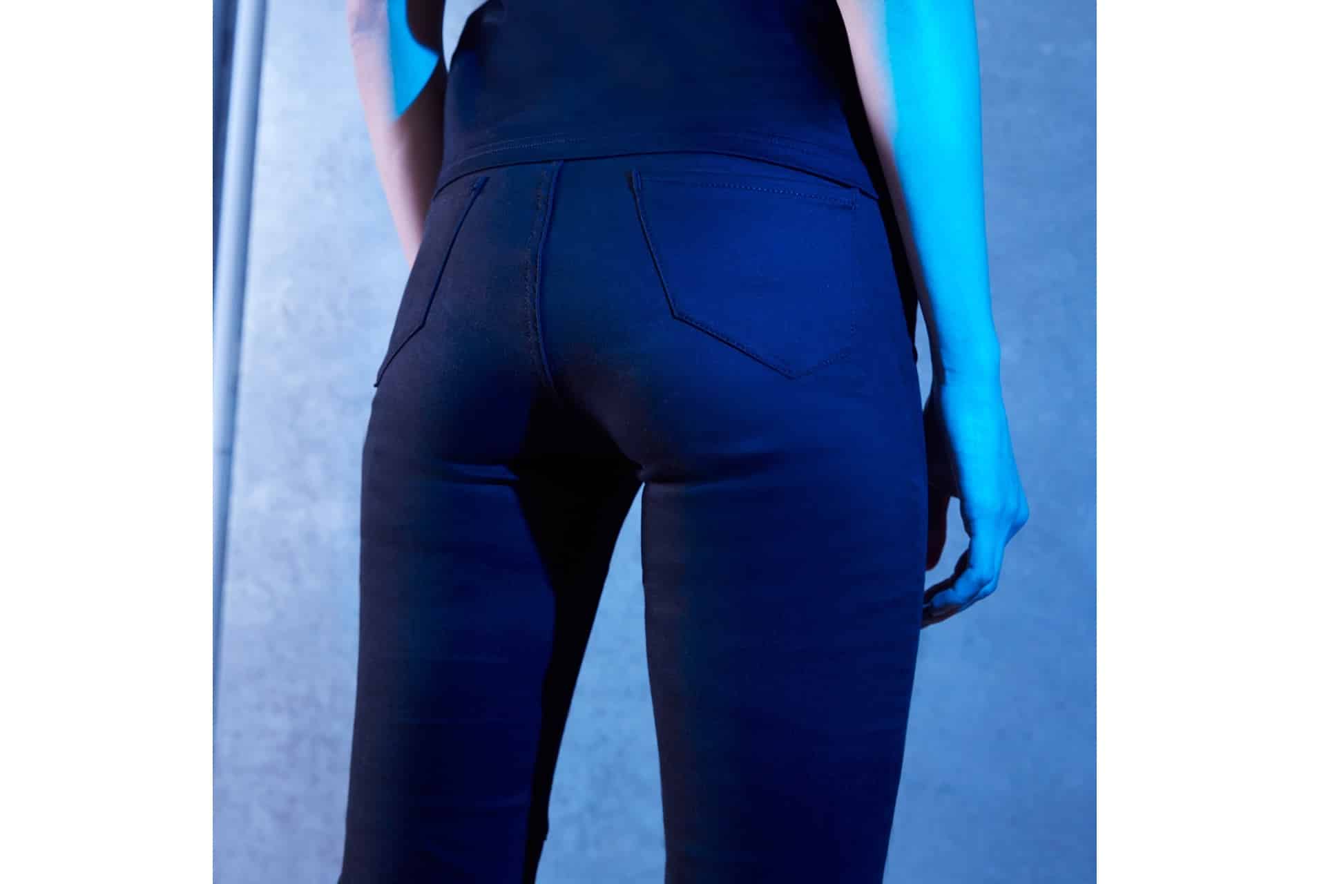 Colección de pantalones para mujer SPIDI 2025