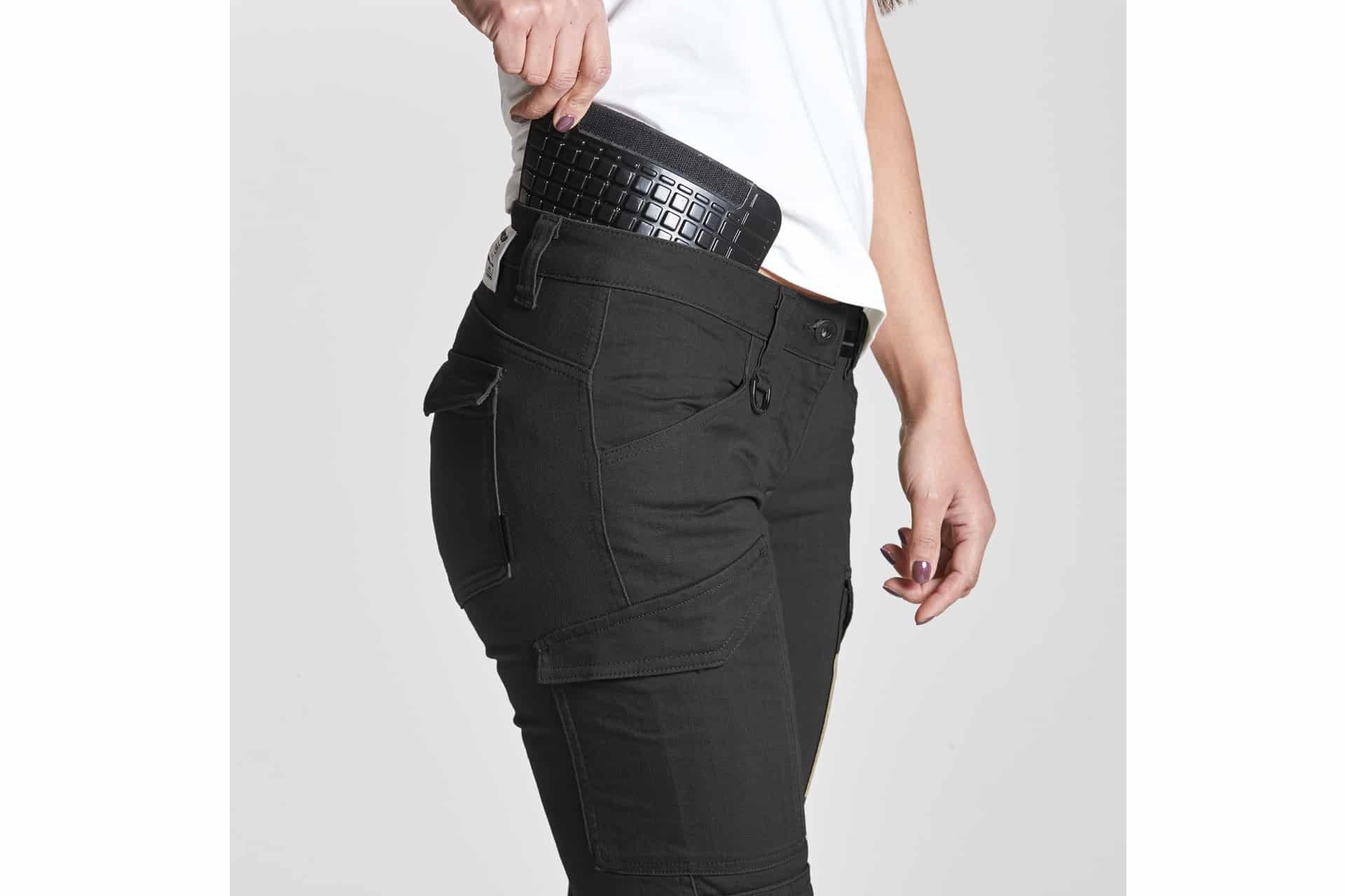 Colección de pantalones para mujer SPIDI 2025