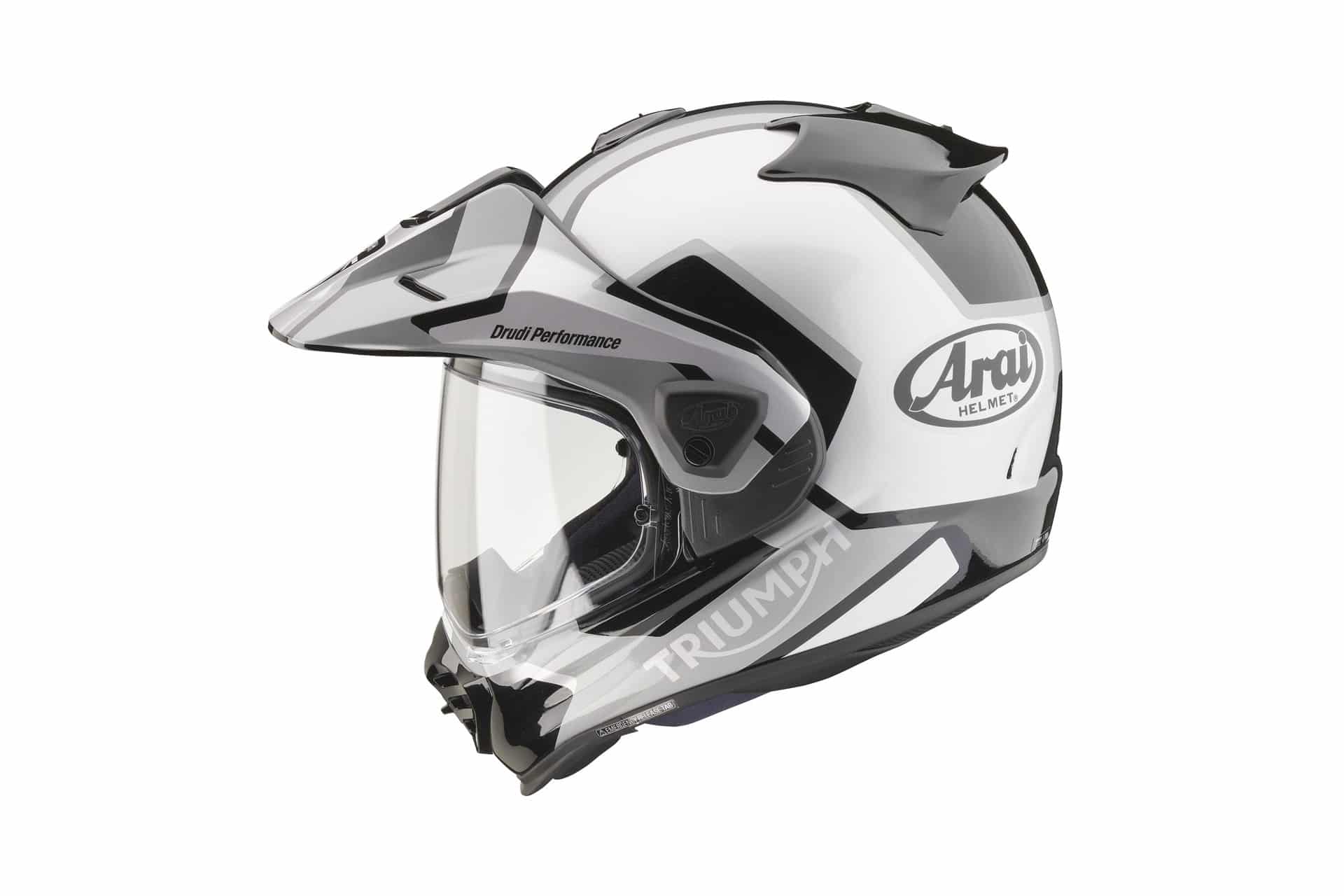 Triumph Motorcycles y Arai se asocian para ofrecer su nueva gama de cascos "Triumph x Arai"