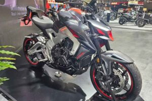 La nueva naked deportiva de Zontes, la ZT 703 R, casi lista para su debut en 2025