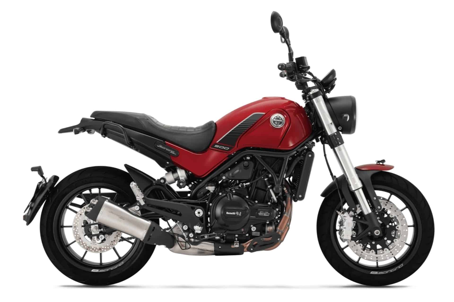 Bennelli lanza una promoción especial "Black Friday" para su gama Leoncino 500