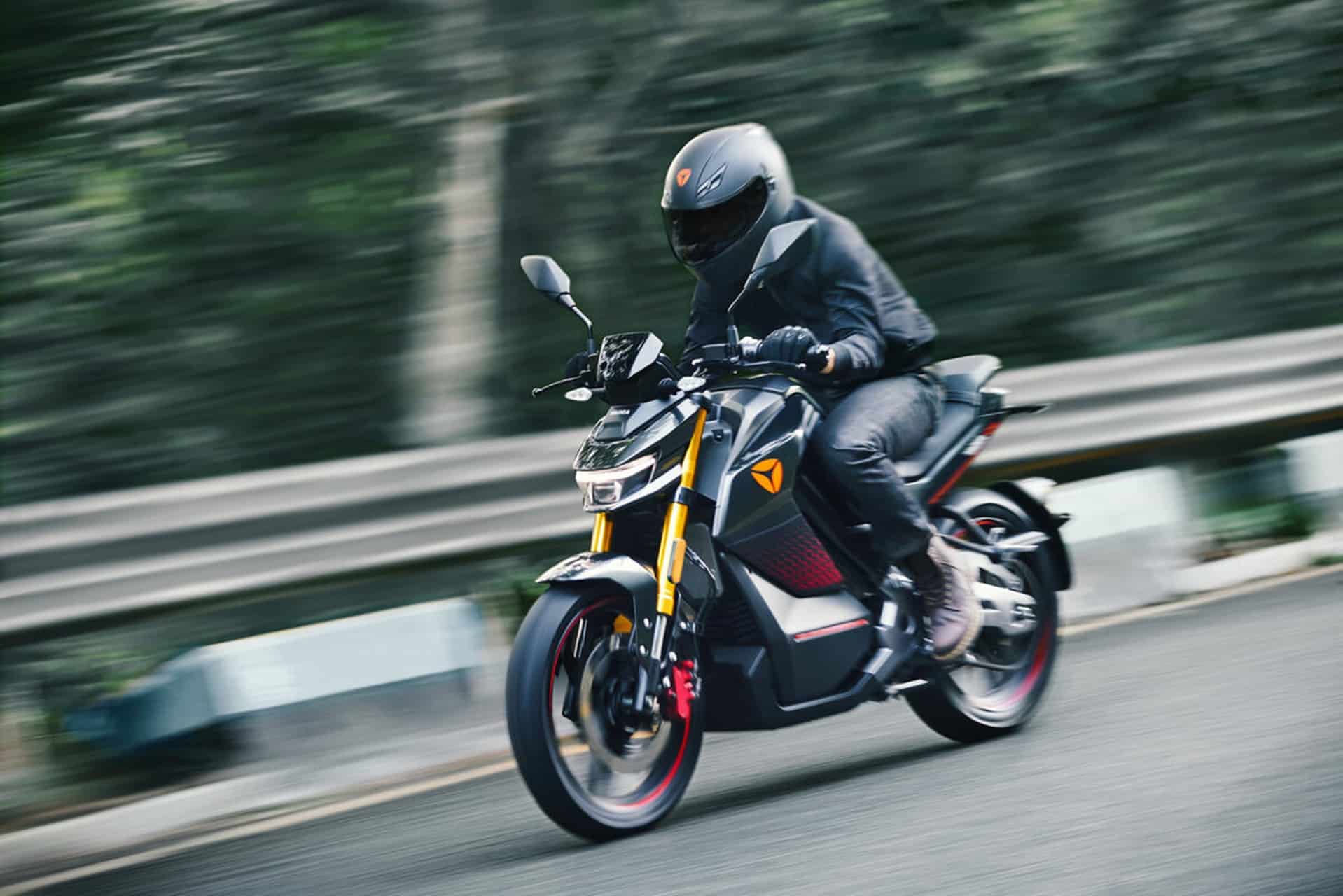 Yadea despliega todas sus innovaciones eléctricas en EICMA 2024