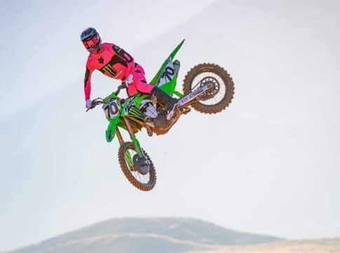 Jorge Prado cambia el rojo por el verde Kawasaki para correr el AMA Supercross