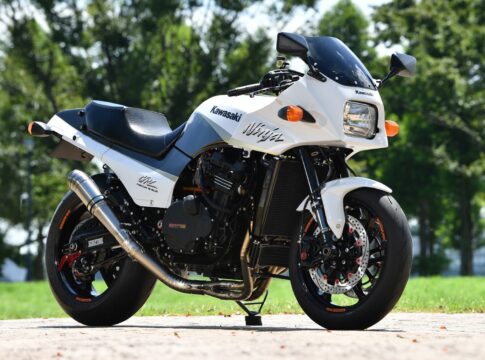 Kawasaki GPZ900R White Fang By AC Sanctuary