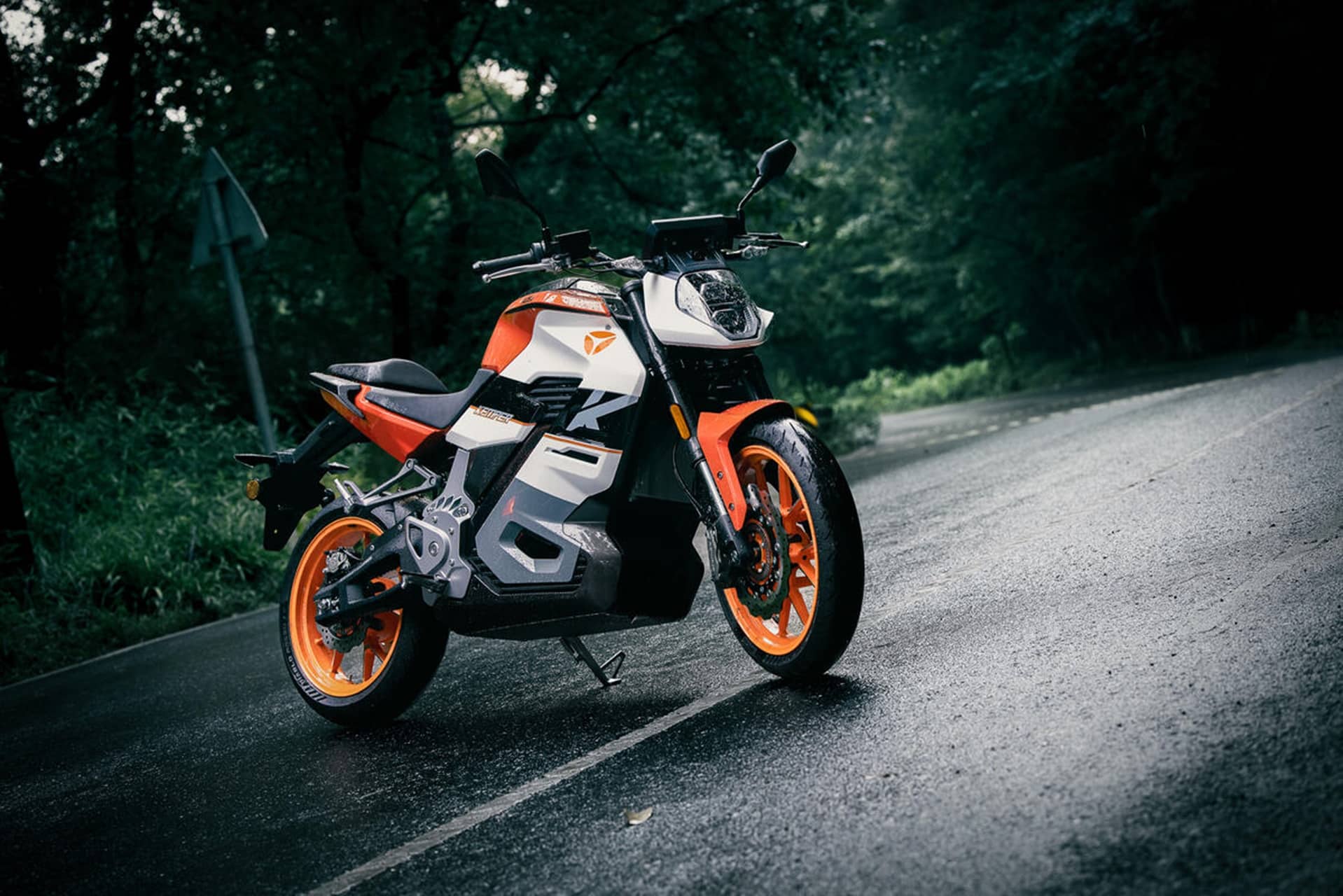 Yadea despliega todas sus innovaciones eléctricas en EICMA 2024