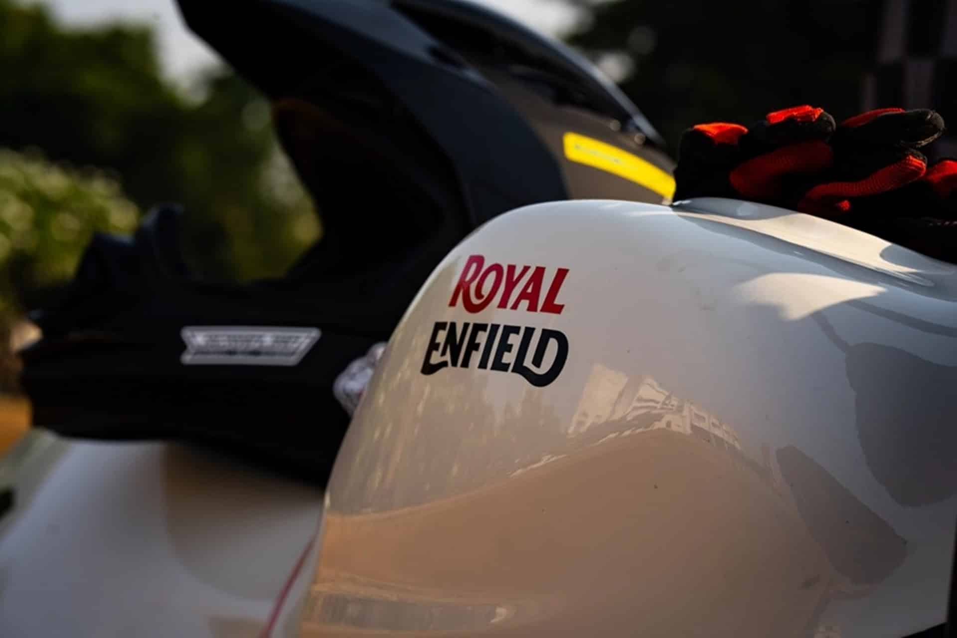 Royal Enfield FT450: La Guerrilla 450 se pasa al Flat Track