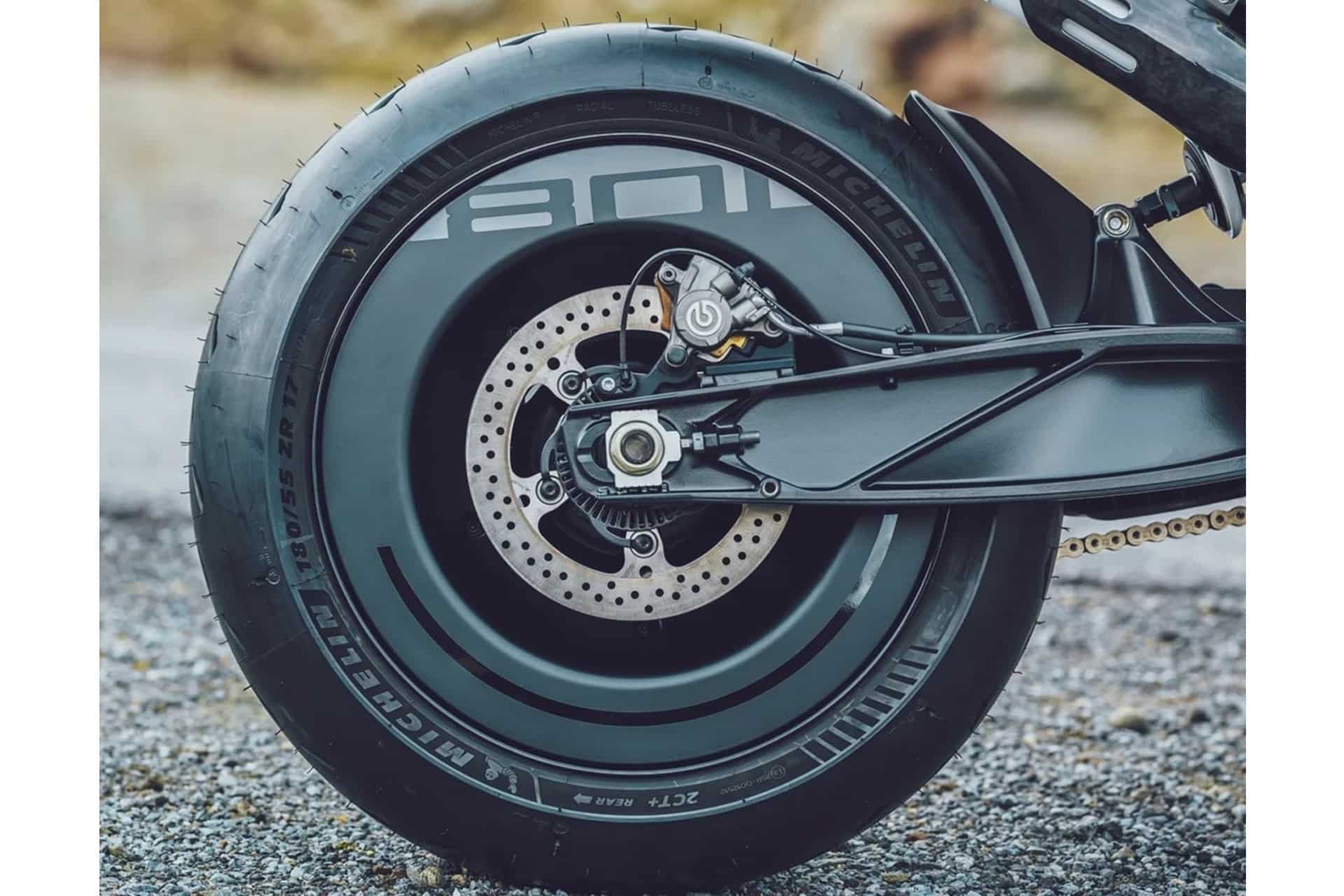 Vitpilen 801 Custom: La visión más deportiva y aerodinámica del último modelo de Husqvarna