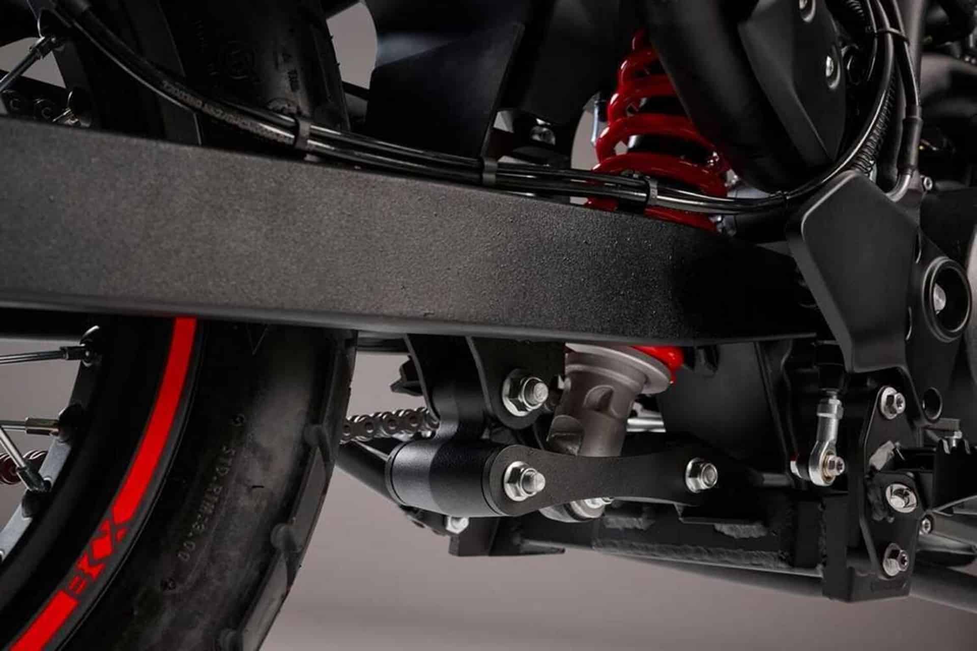Benelli BKX 125 y BKX 125 S : Las nuevas trail y supermoto de la firma italiana
