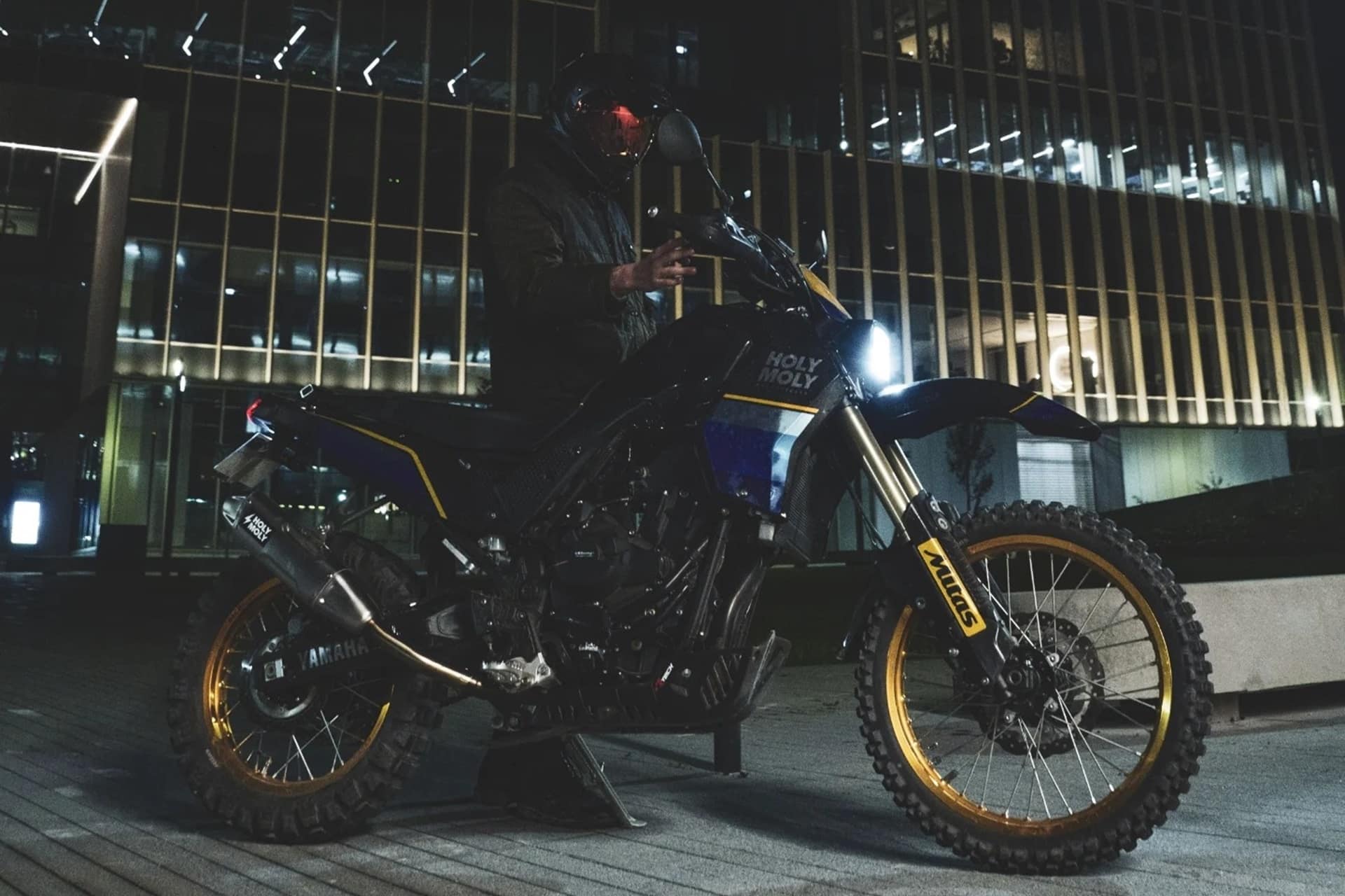 Tu Yamaha Ténéré 700 ahora puede lucir como la hacía su abuela, la XT600 y además de una manera ¡espectacular!