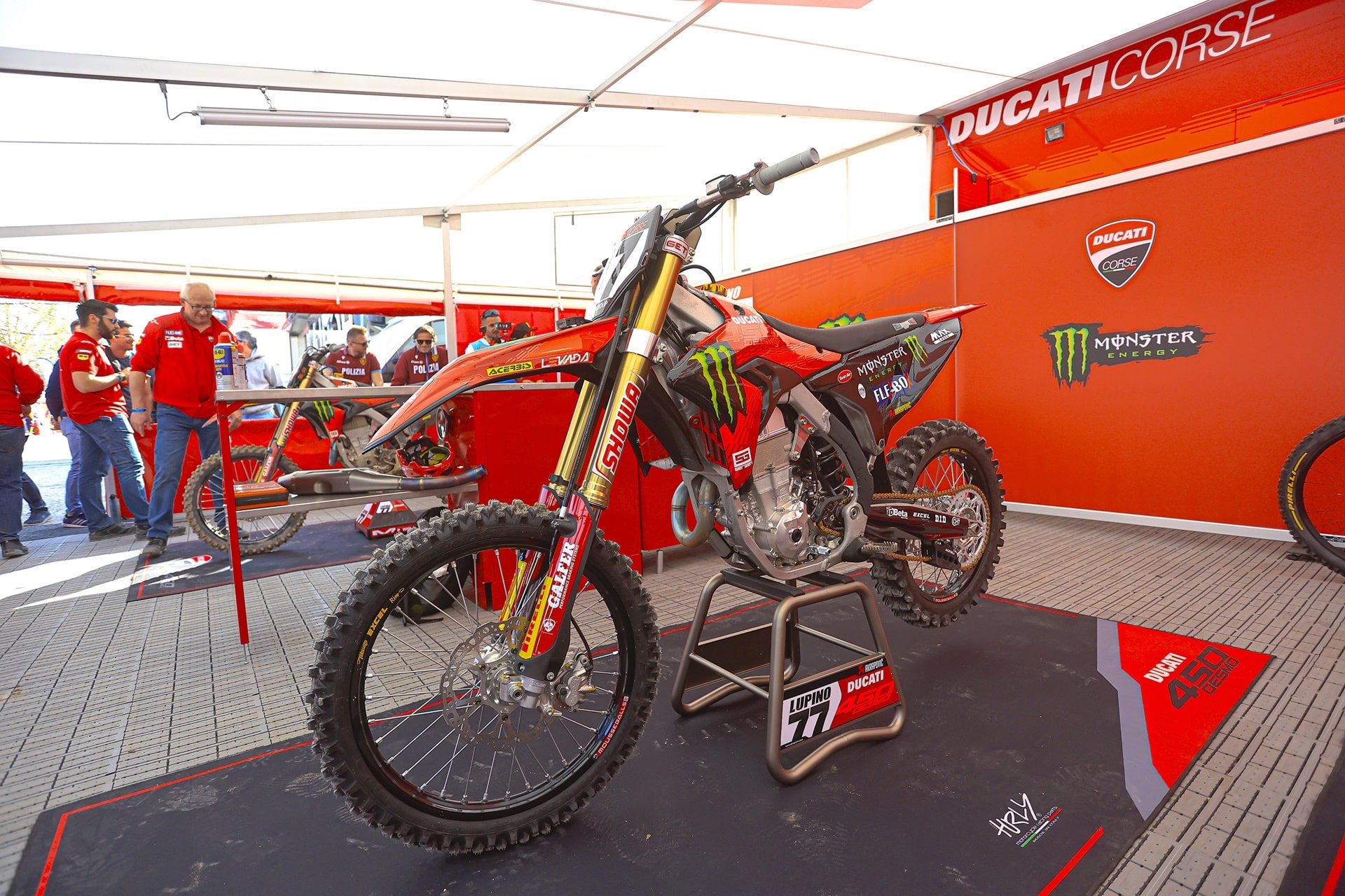 Galfer Moto celebra una temporada de competición 2024 plagada de éxitos