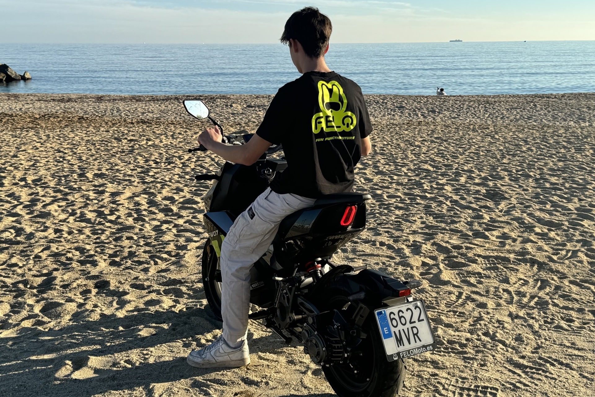 Felo Moto lanza su modelo más avanzado, el nuevo FW-07
