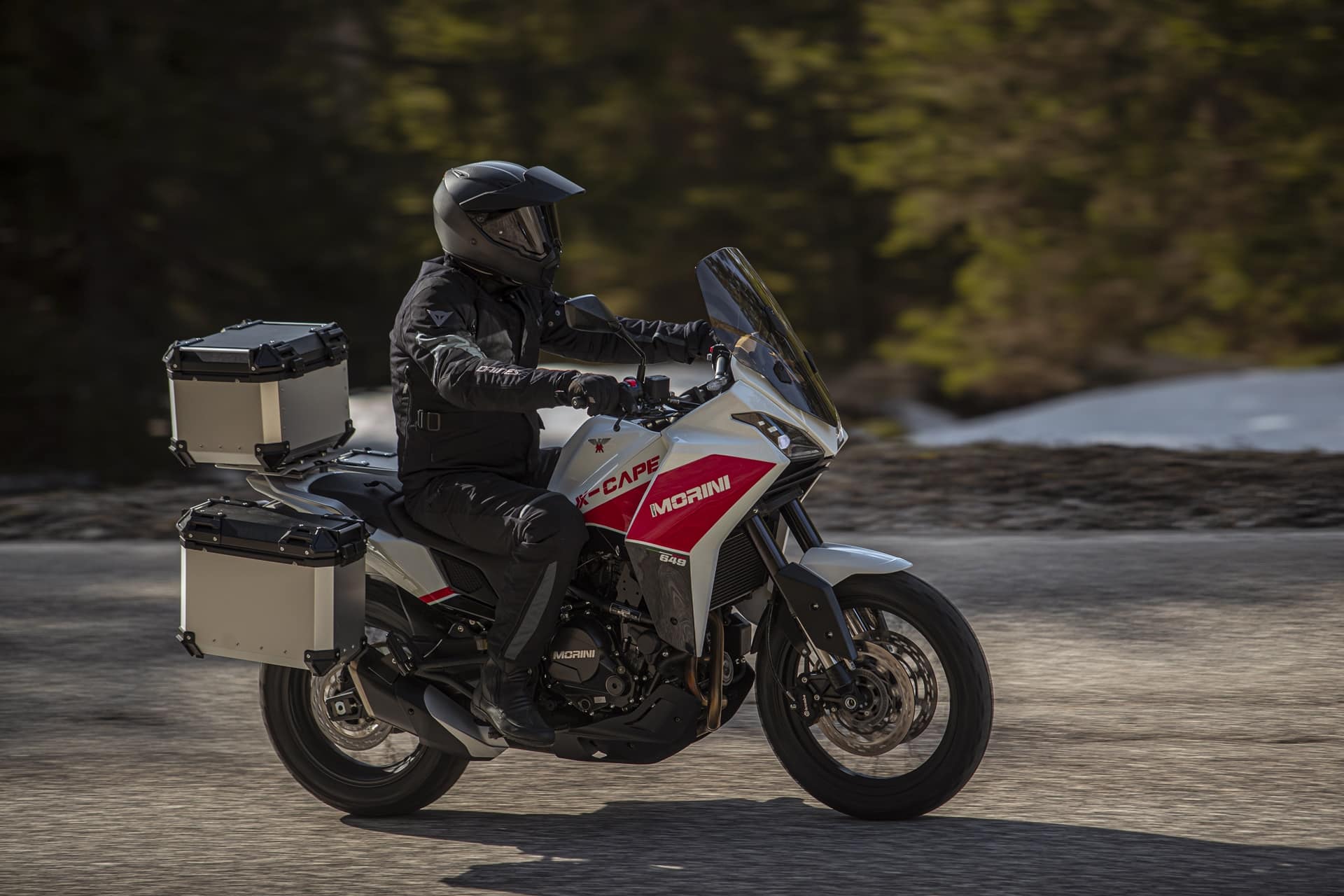 Moto Morini lanza nuevas promociones para la X-Cape y sus versiones de la Seiemmezzo