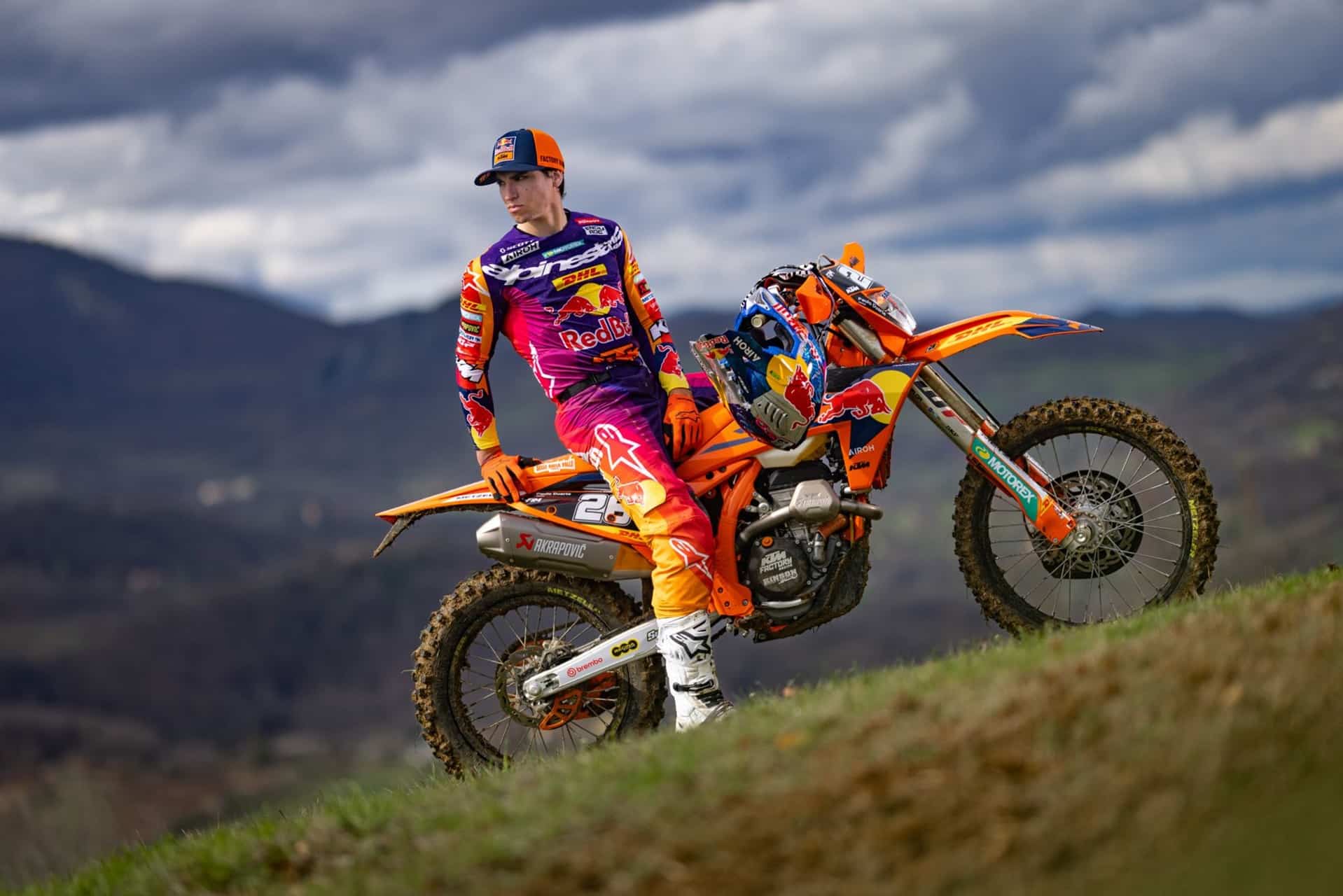 Josep García - El documental: Culminado el sueño de proclamarse Campeón del Mundo de EnduroGP