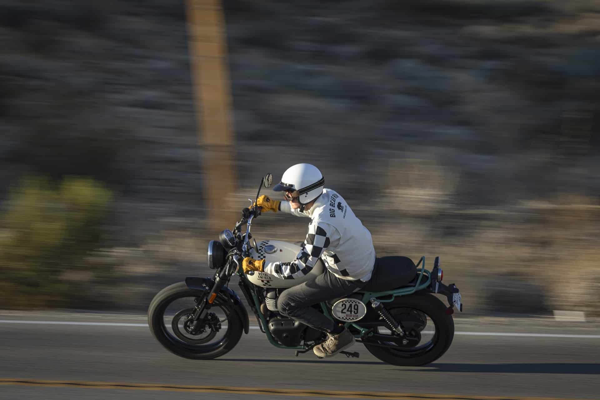 Colección Fuel Motorcycles X Royal Enfield: Capturando la esencia del legado de Eddie Mulder