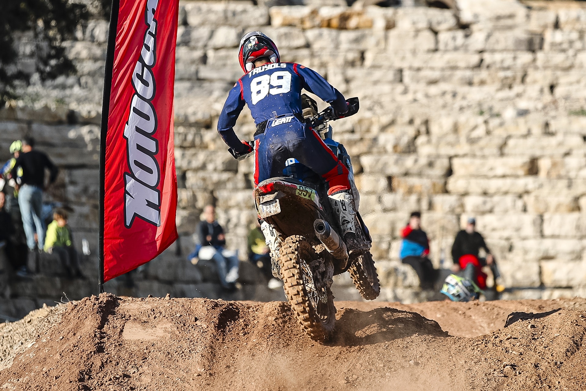 La Macbor Montana XR5 vence en el Enduroc 2024 con Marc Truyols a los mandos