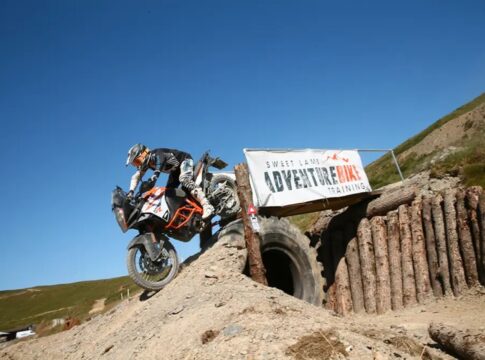 La crisis abierta en KTM se lleva por delante su asociación con el Sweet Lamb Adventure Centre