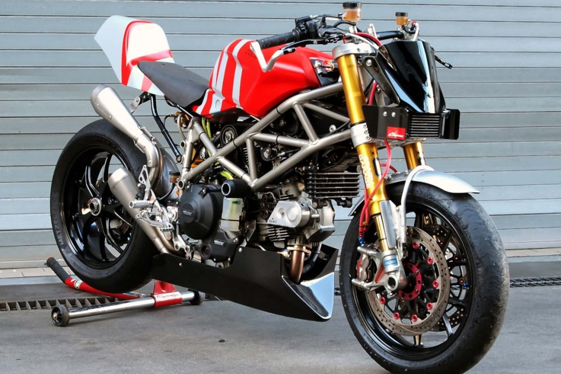 Ducati Hypermotard 796 by Crazy Garage