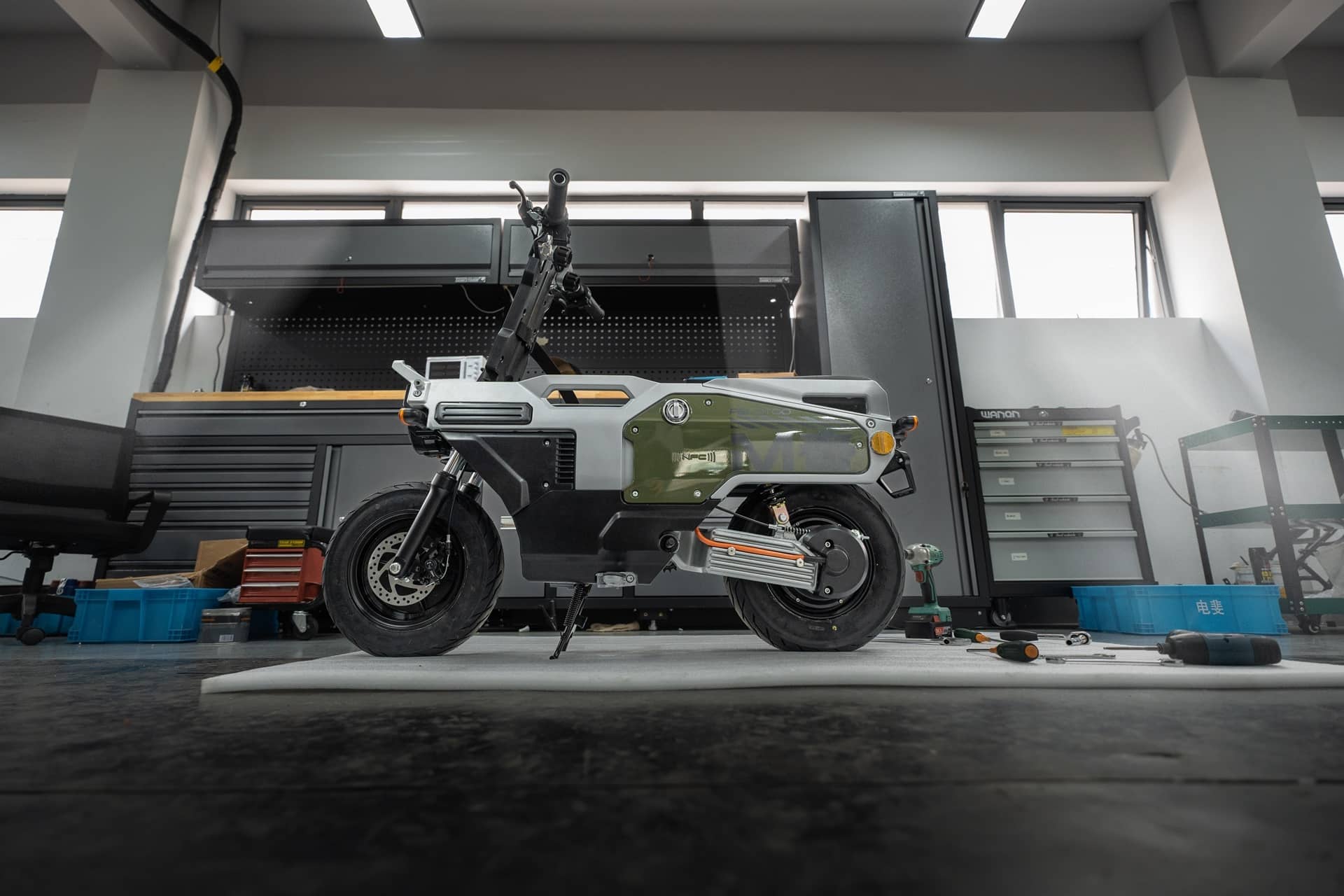 Felo nos presenta su nuevo M1, el ciclomotor eléctrico plegable diseñado para trayectos urbanos