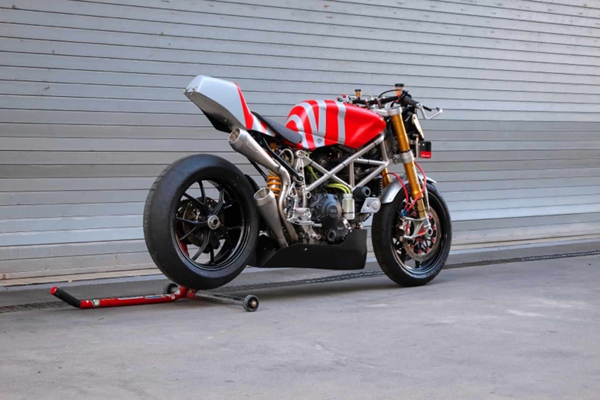 Ducati Hypermotard 796 by Crazy Garage