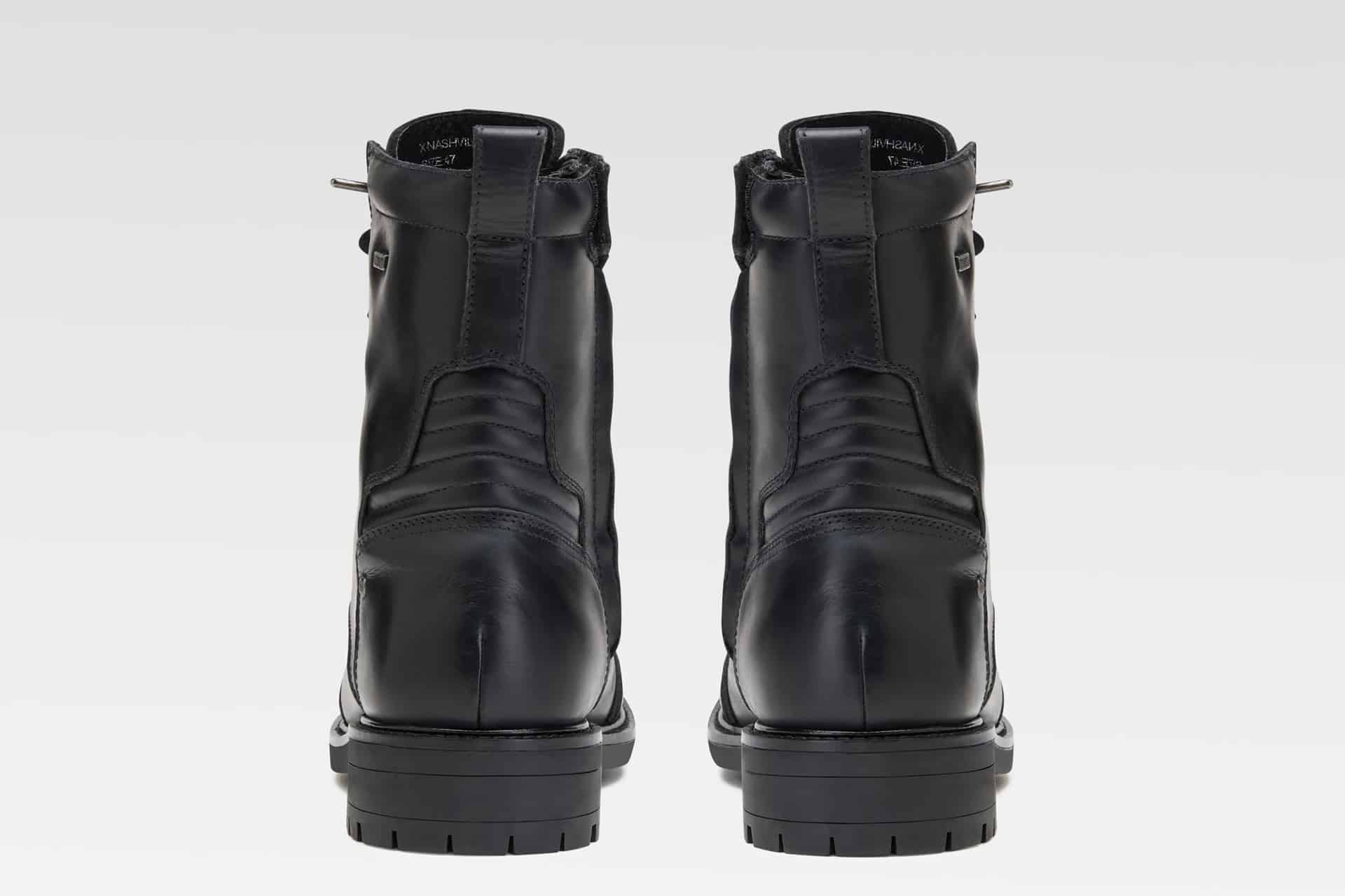 Gama de botas H2OUT de XPD: Cuando la humedad y el agua dejan de ser un inconveniente para montar en moto