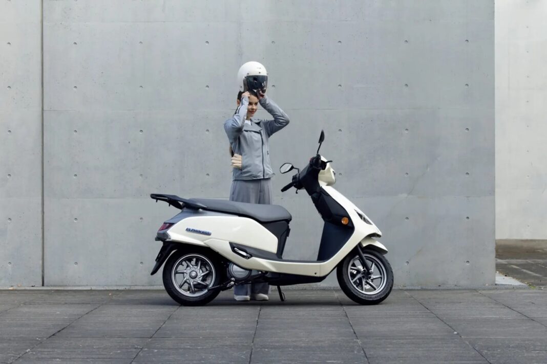 Suzuki e-Address 2025