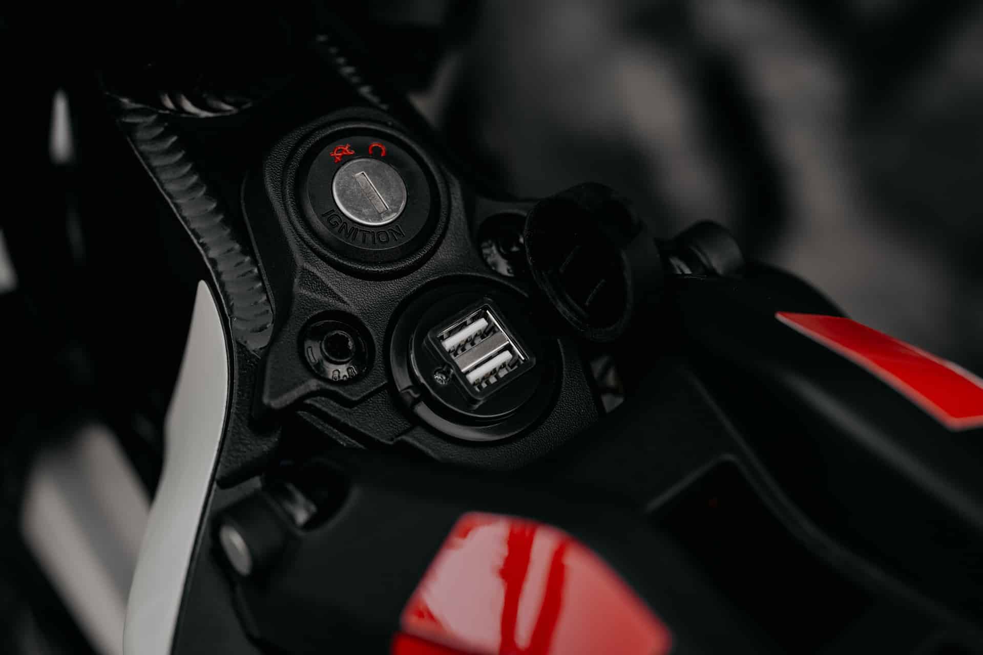 Zero Motorcycles introduce la novedosa gama X Line 2025 con las nuevas XB y XE