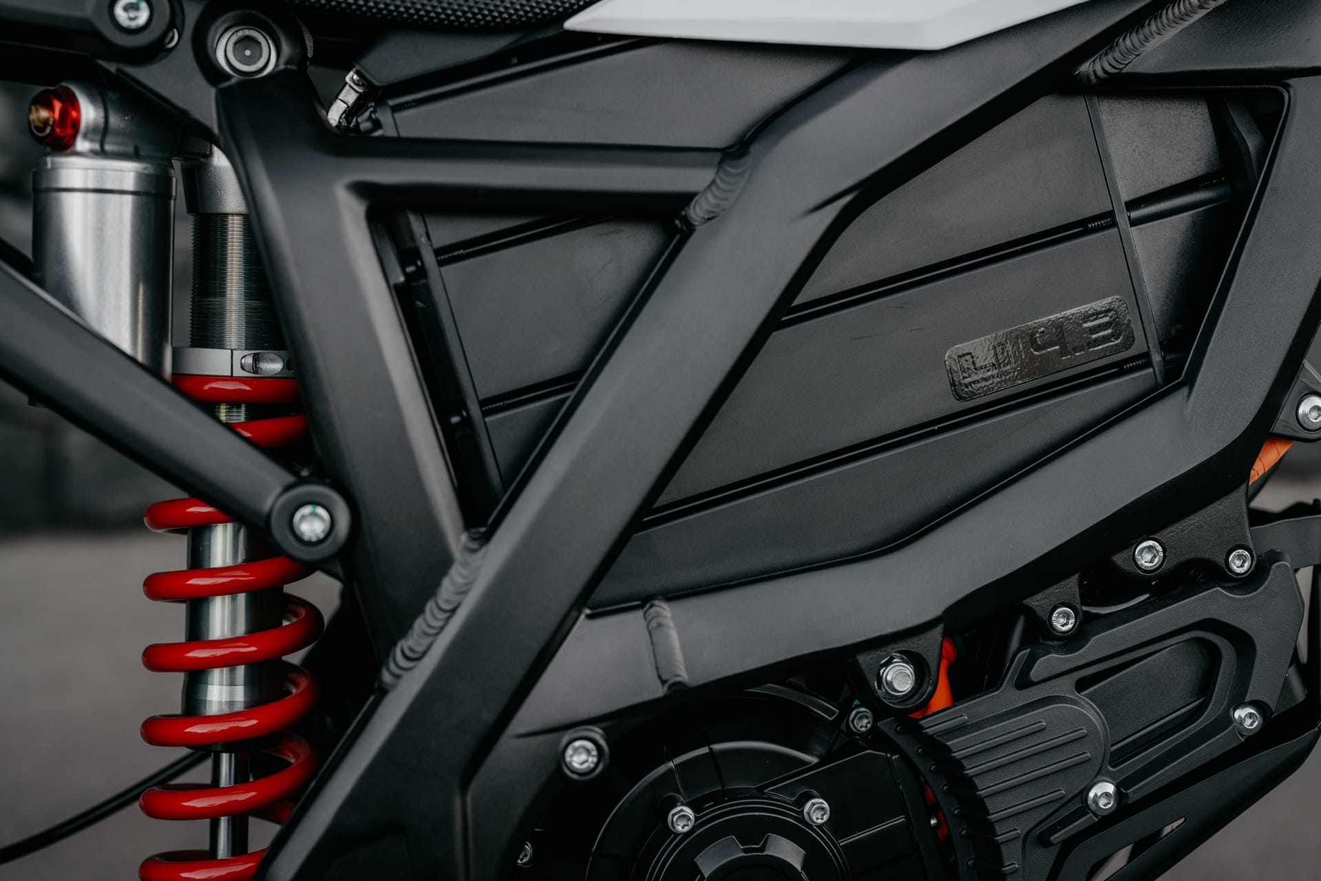 Zero Motorcycles introduce la novedosa gama X Line 2025 con las nuevas XB y XE